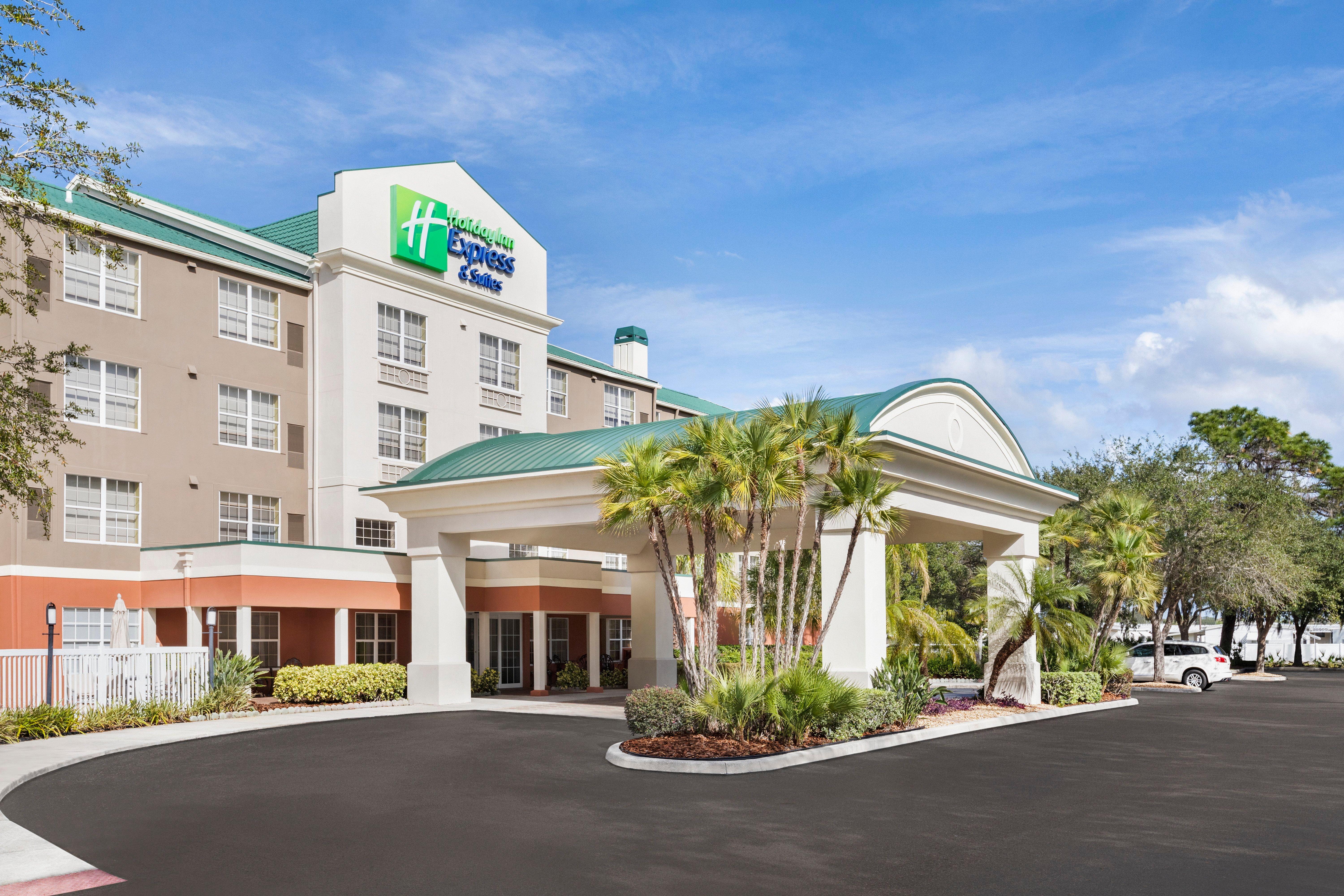 Express & East By Ihg 3*