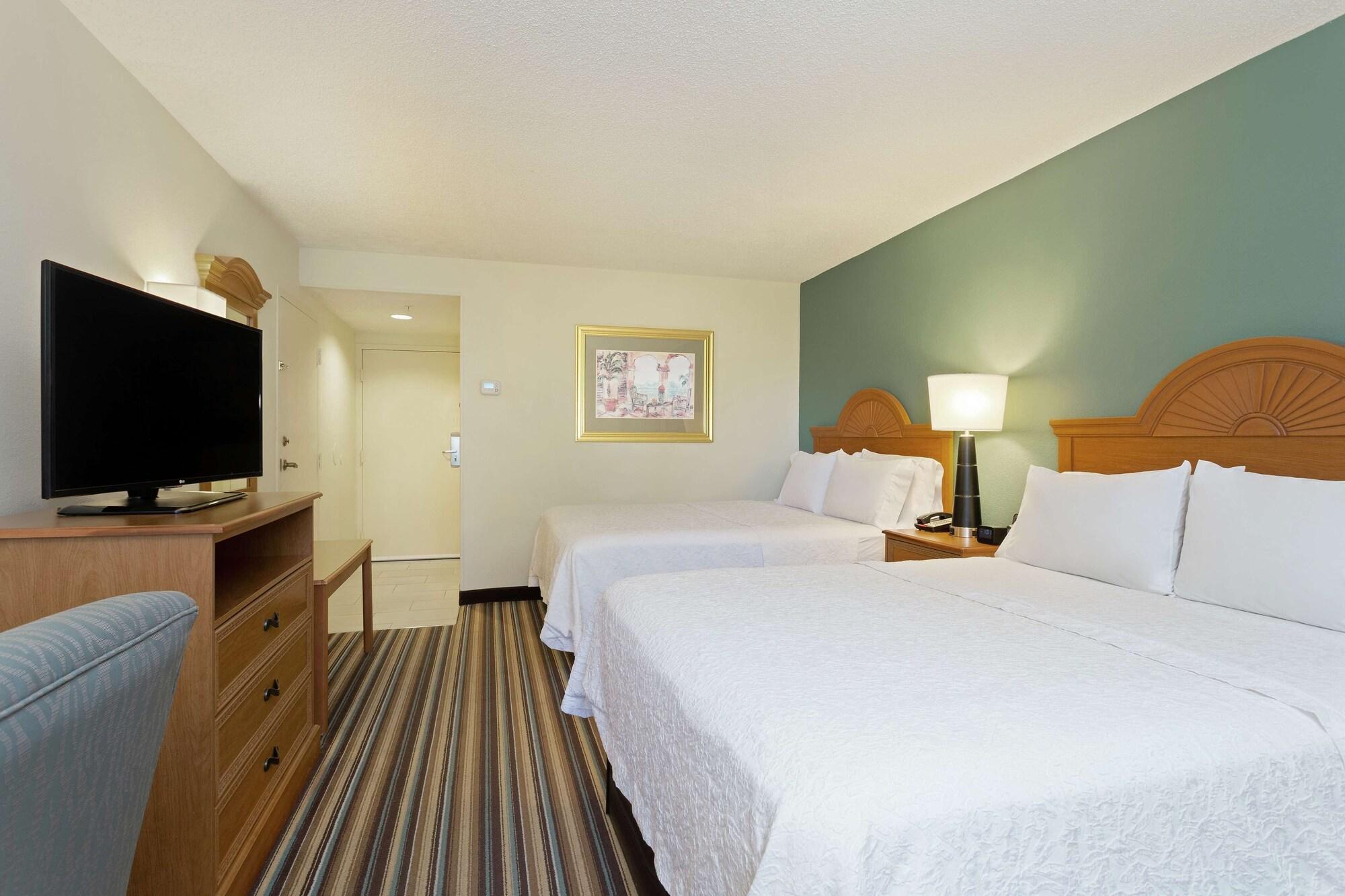 Hotel Hampton & Bayside South Sarasota 3*