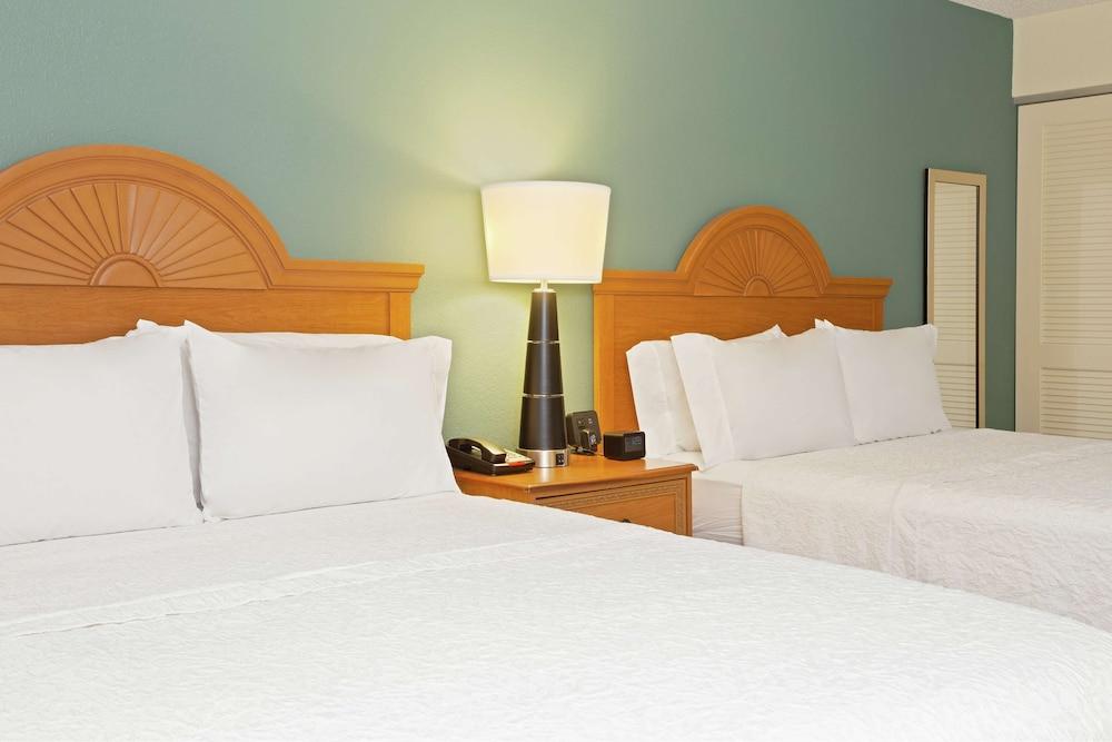 Hotel Hampton & Bayside South Sarasota Venice