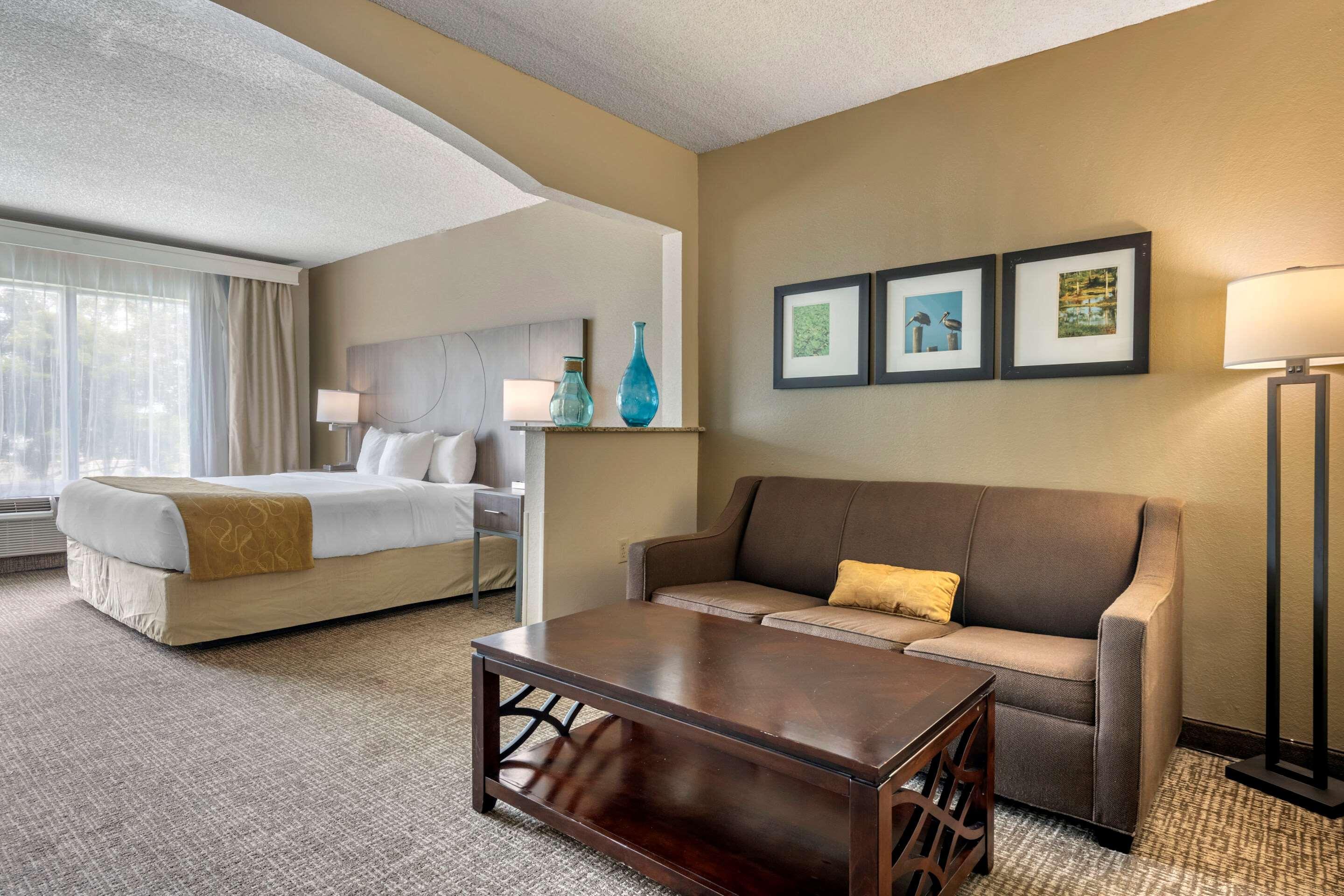 Comfort Sawgrass Hotel