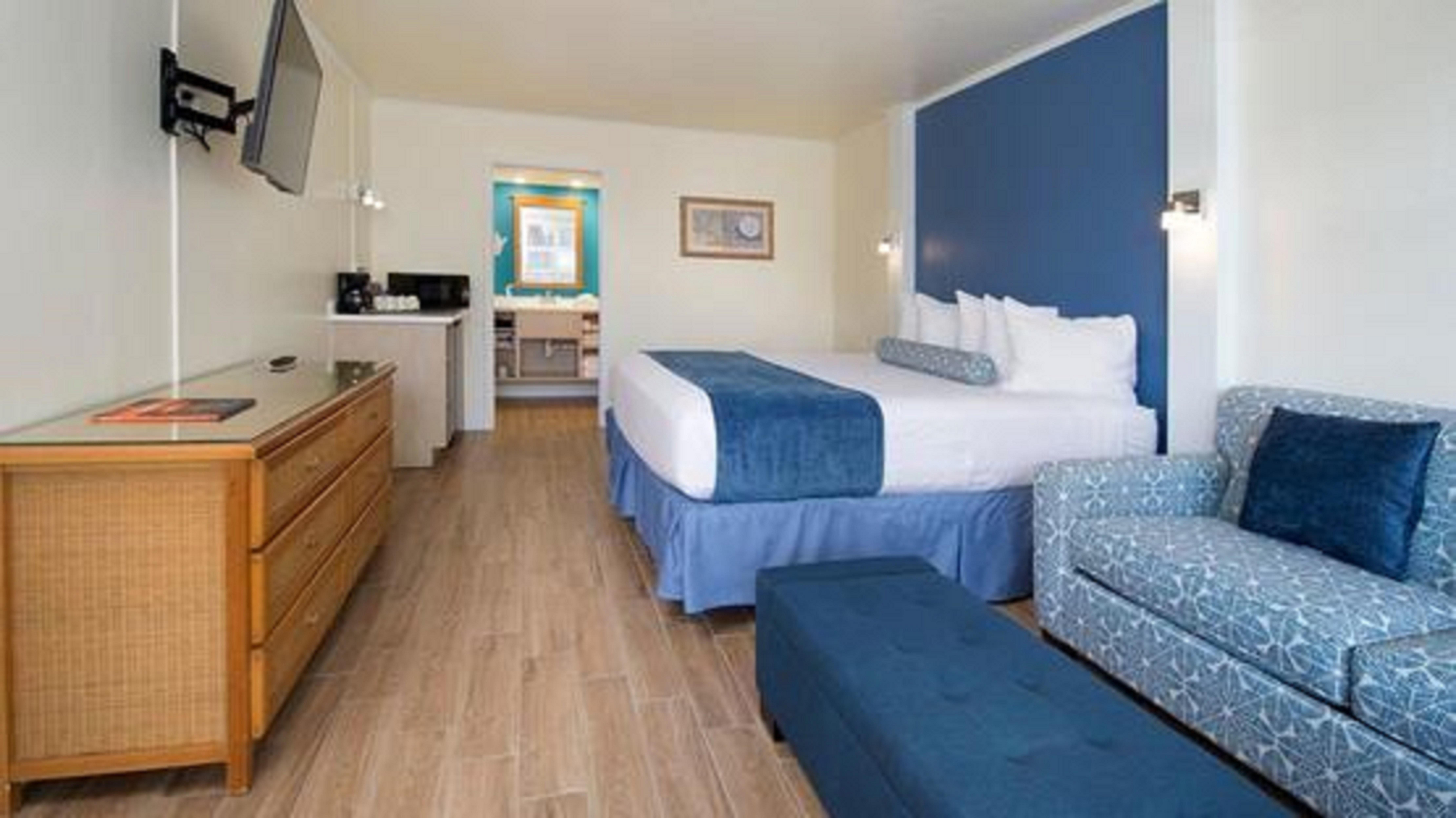 Outrigger Resort 3*