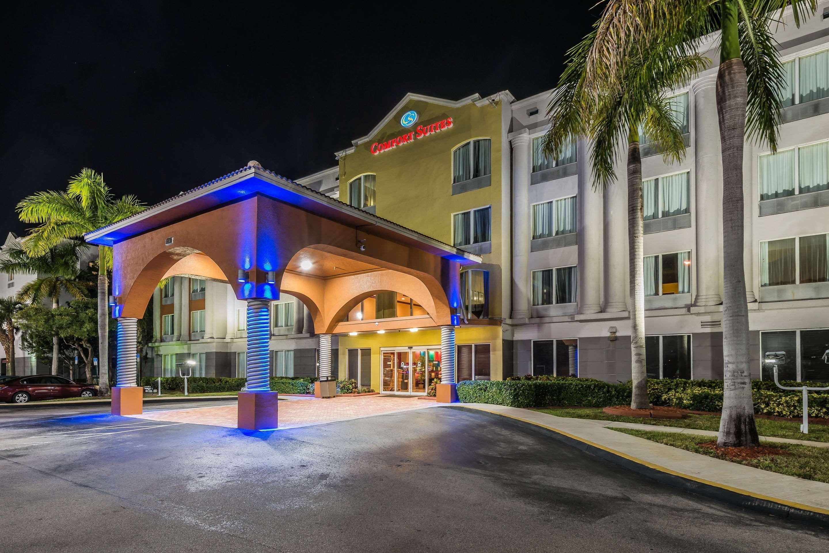 Comfort Sawgrass Hotel 3*