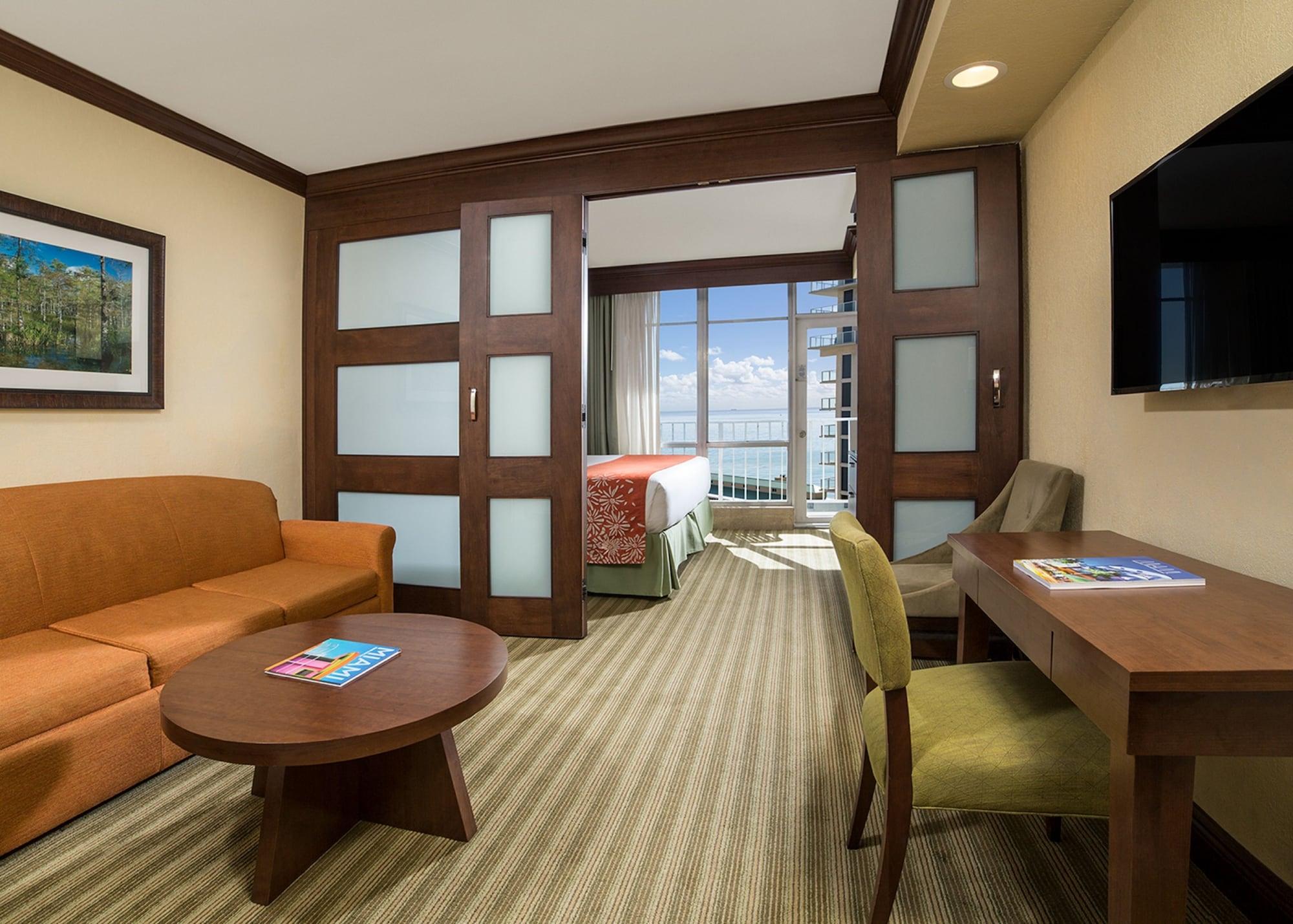 Newport Beachside &