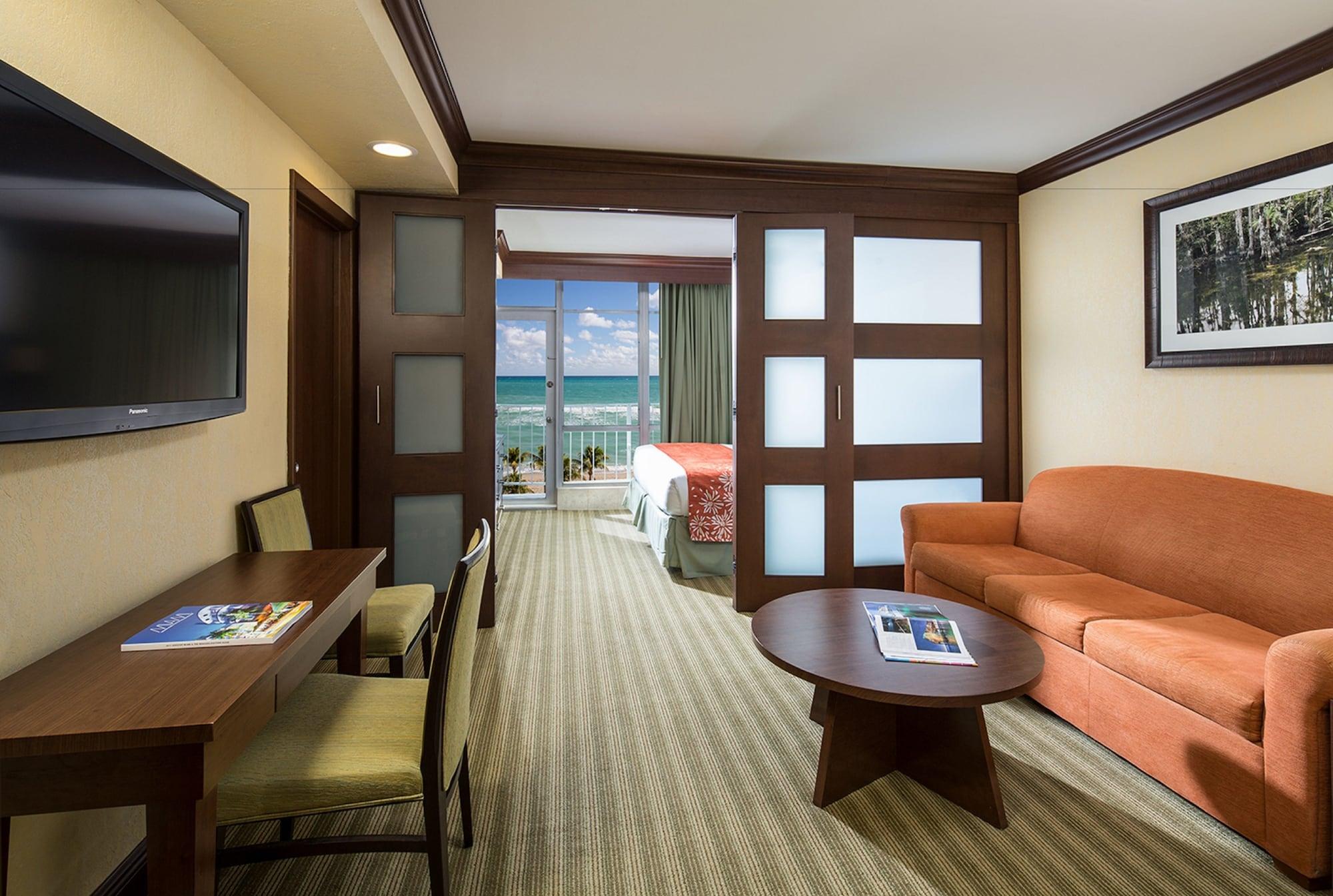 Newport Beachside & Resort