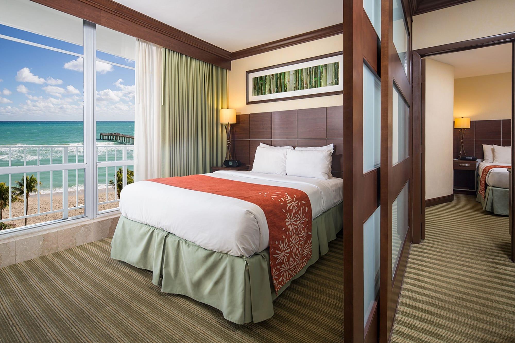 Resort Newport Beachside & Sunny Isles Beach