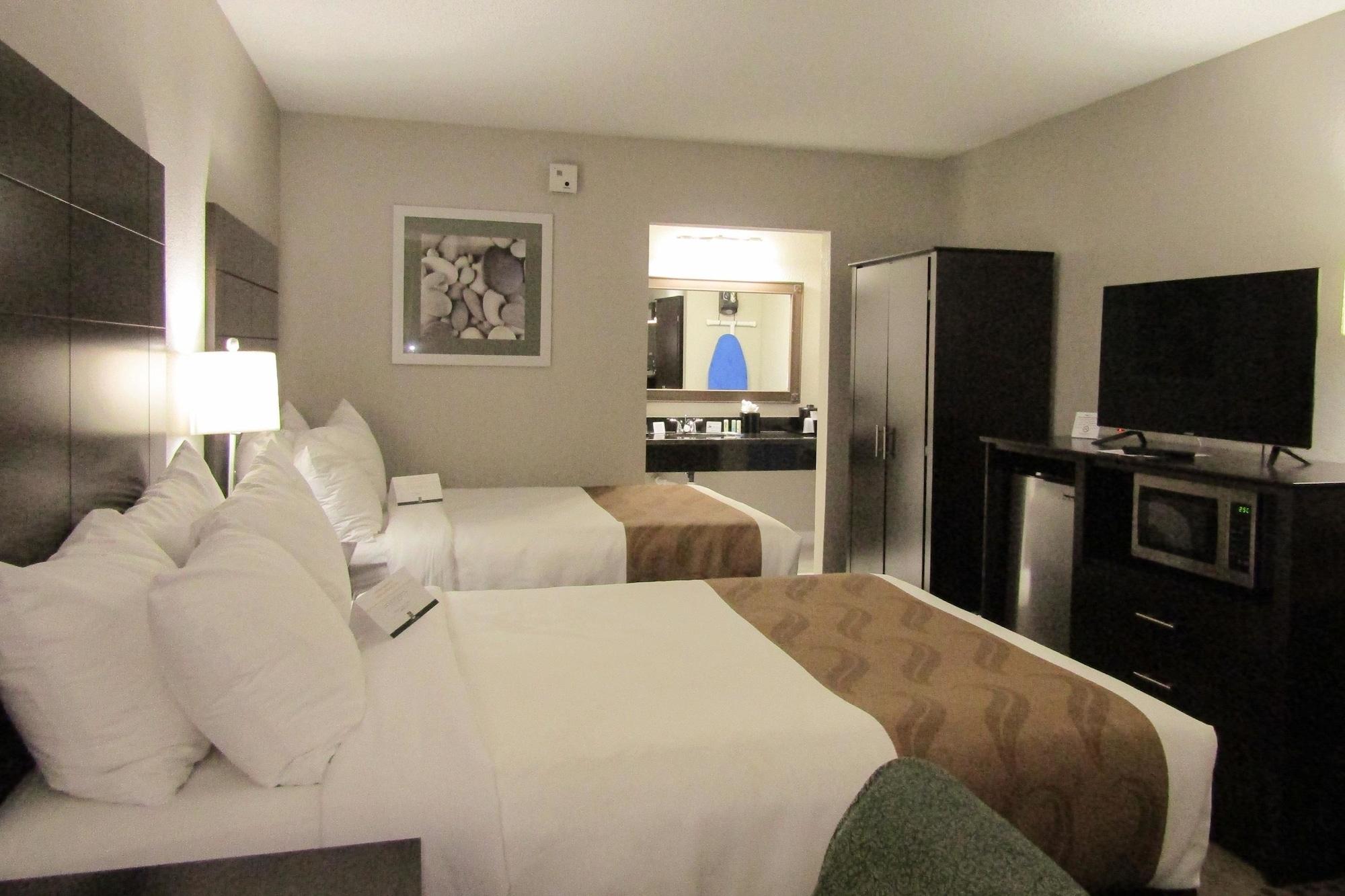 Quality Inn & Suites Kissimmee By The Lake Four Corners