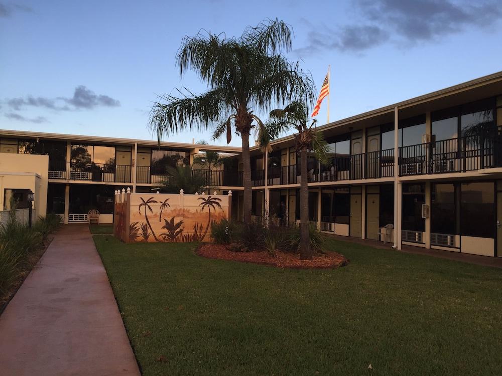 Hotel At - Pierce Fort Pierce