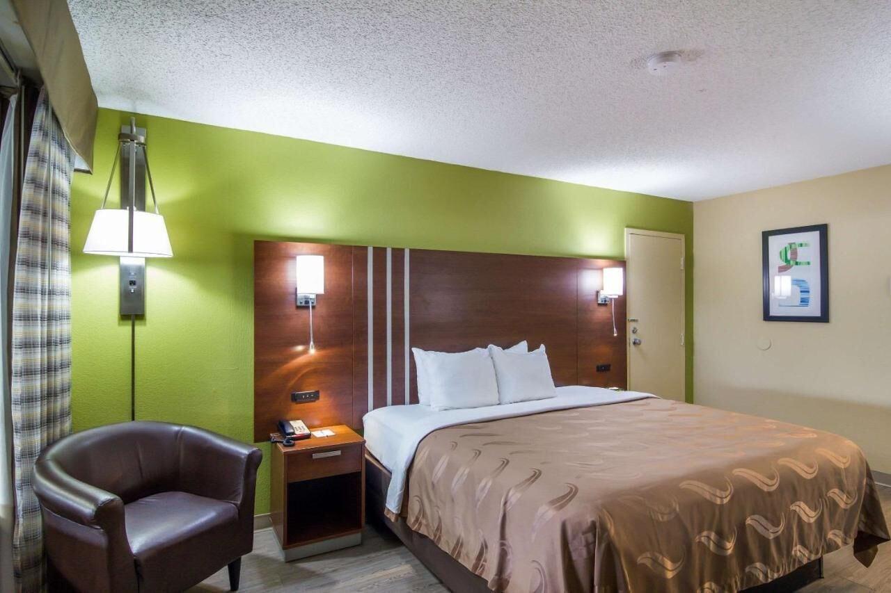 Stayable Jax West Hotel