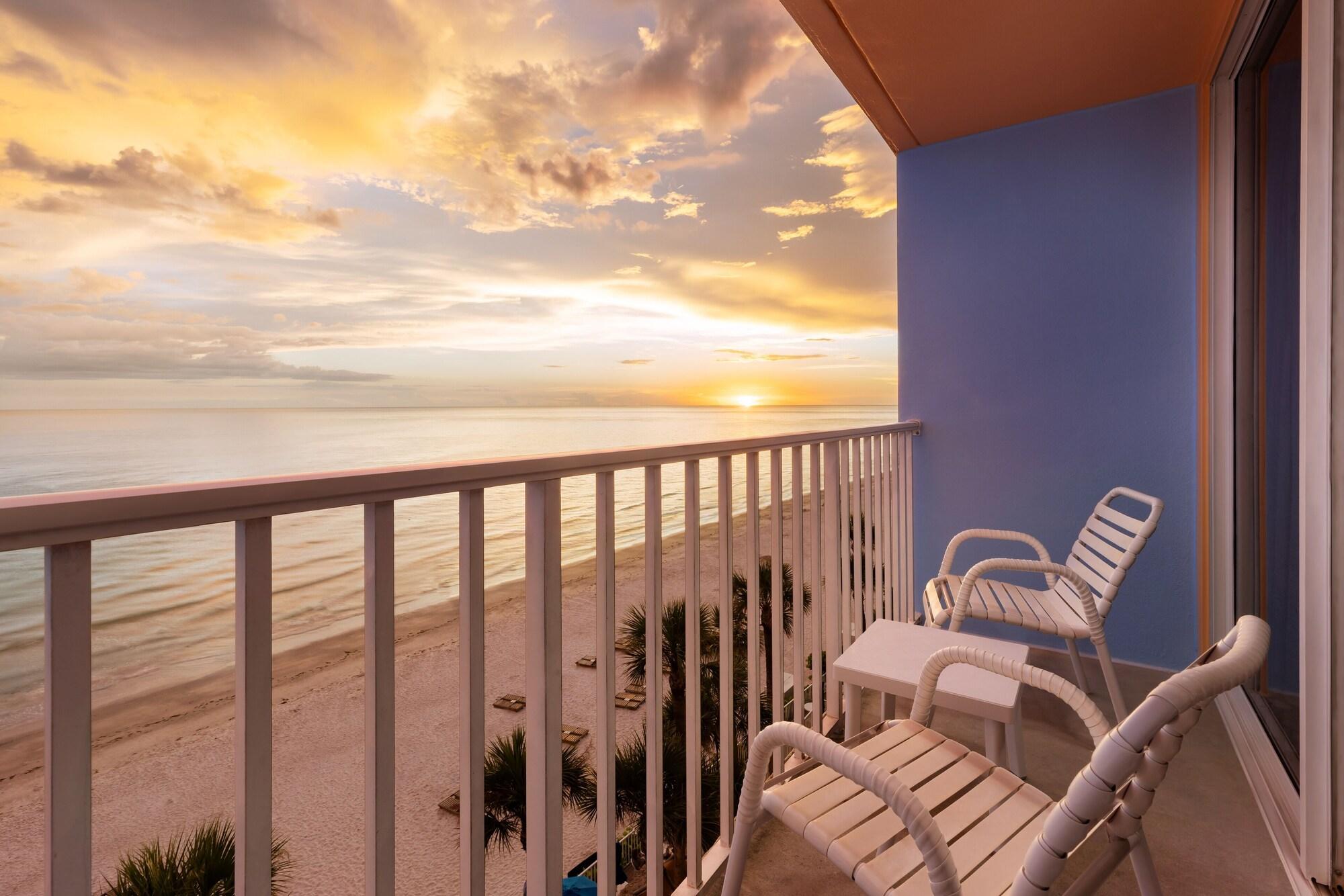 Doubletree By Hilton Tampa Bay - North Redington Resort