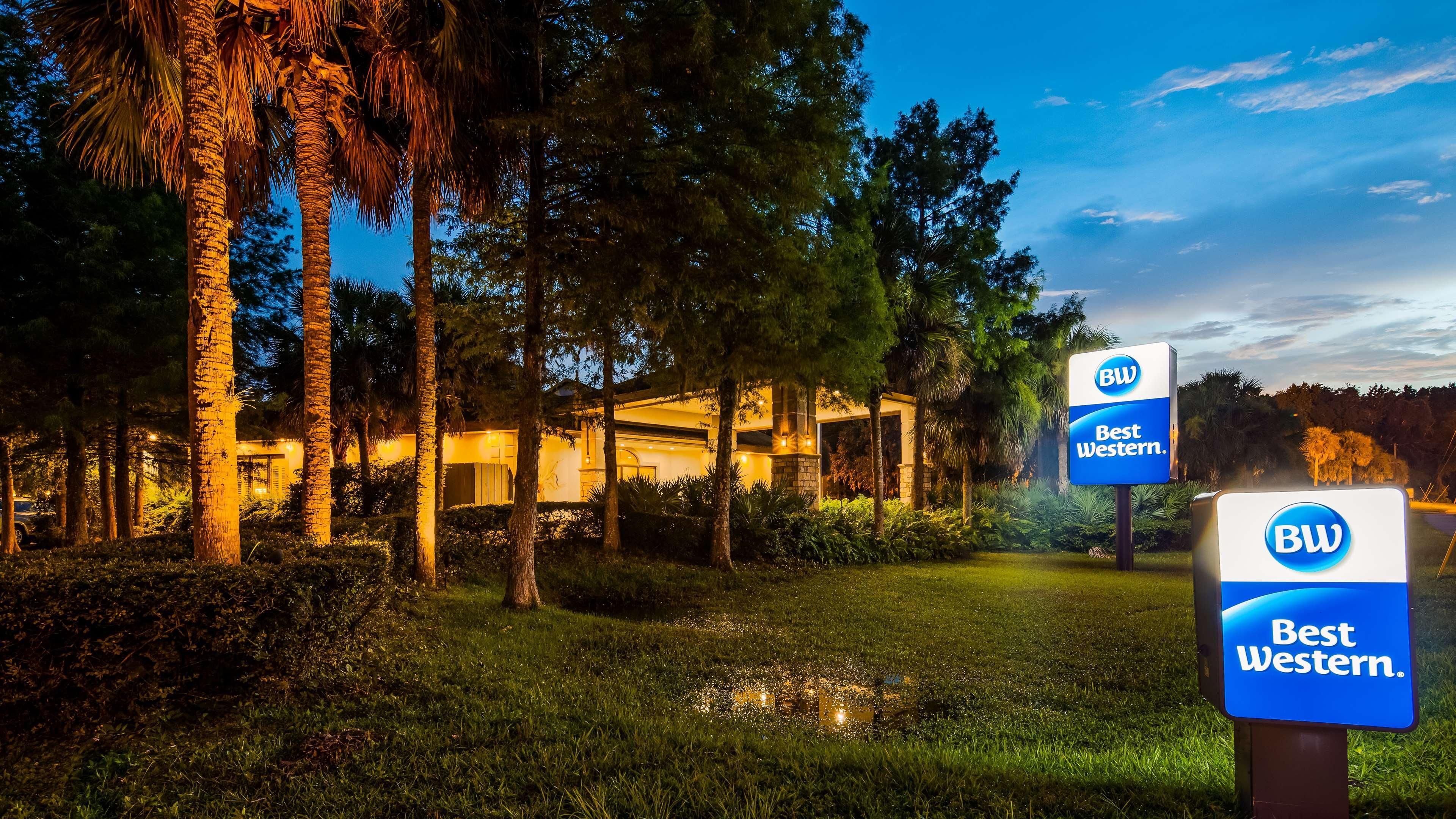 Resort Paddletail Waterfront Lodge, Trademark Collection By Wyndham Crystal River
