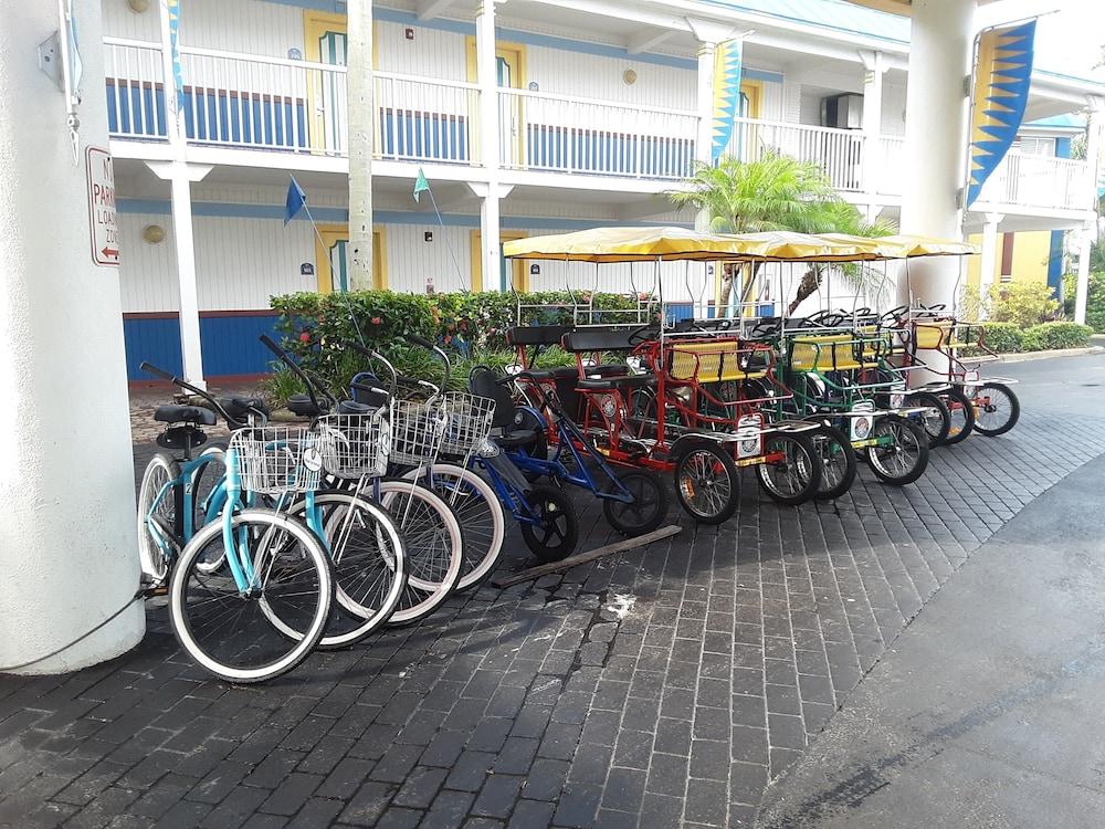 Magnuson Marina Cove Hotel