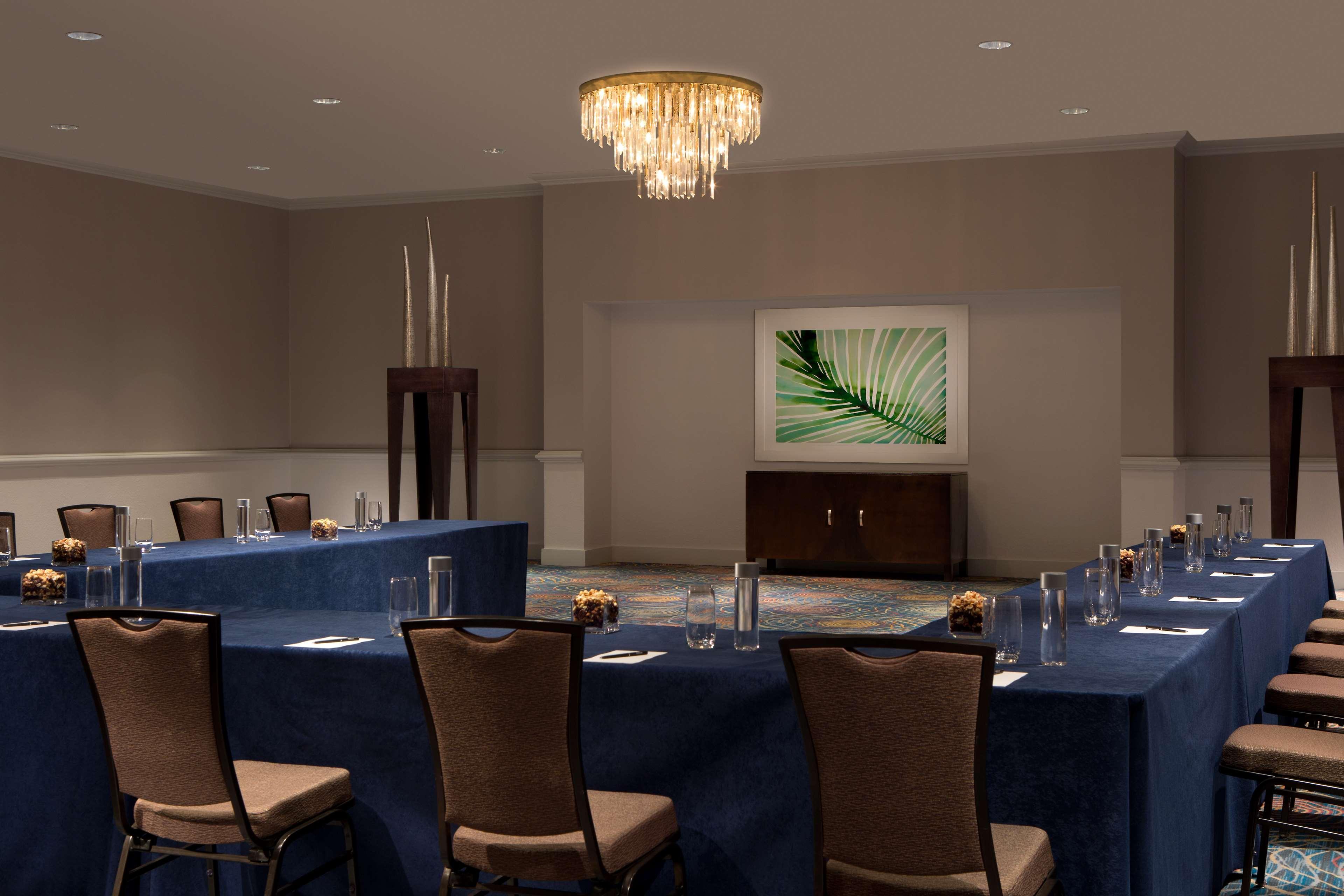 Hilton Orlando Buena Vista Palace - Springs Area Resort