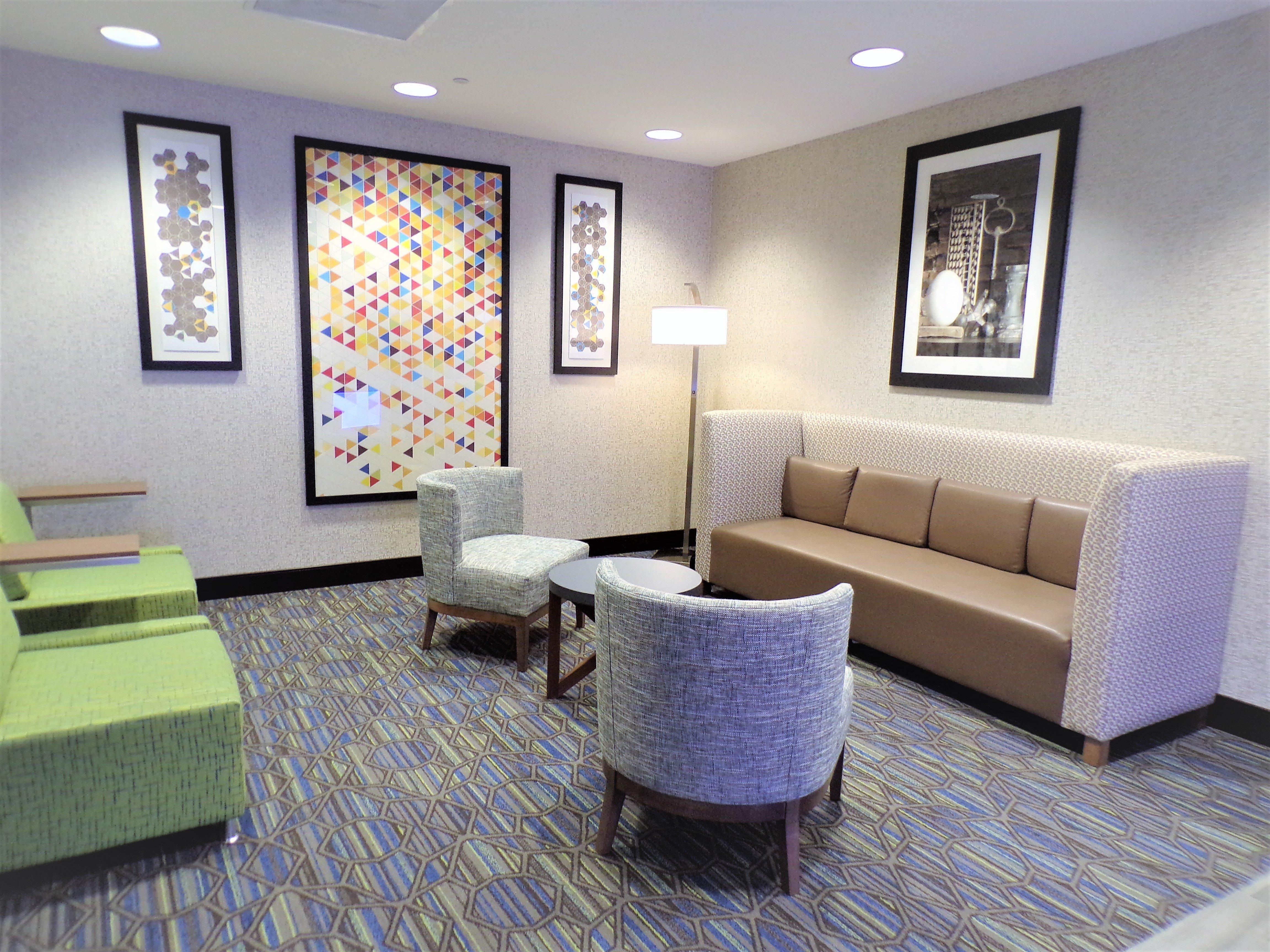 Hotel Express & Largo-clearwater By Ihg