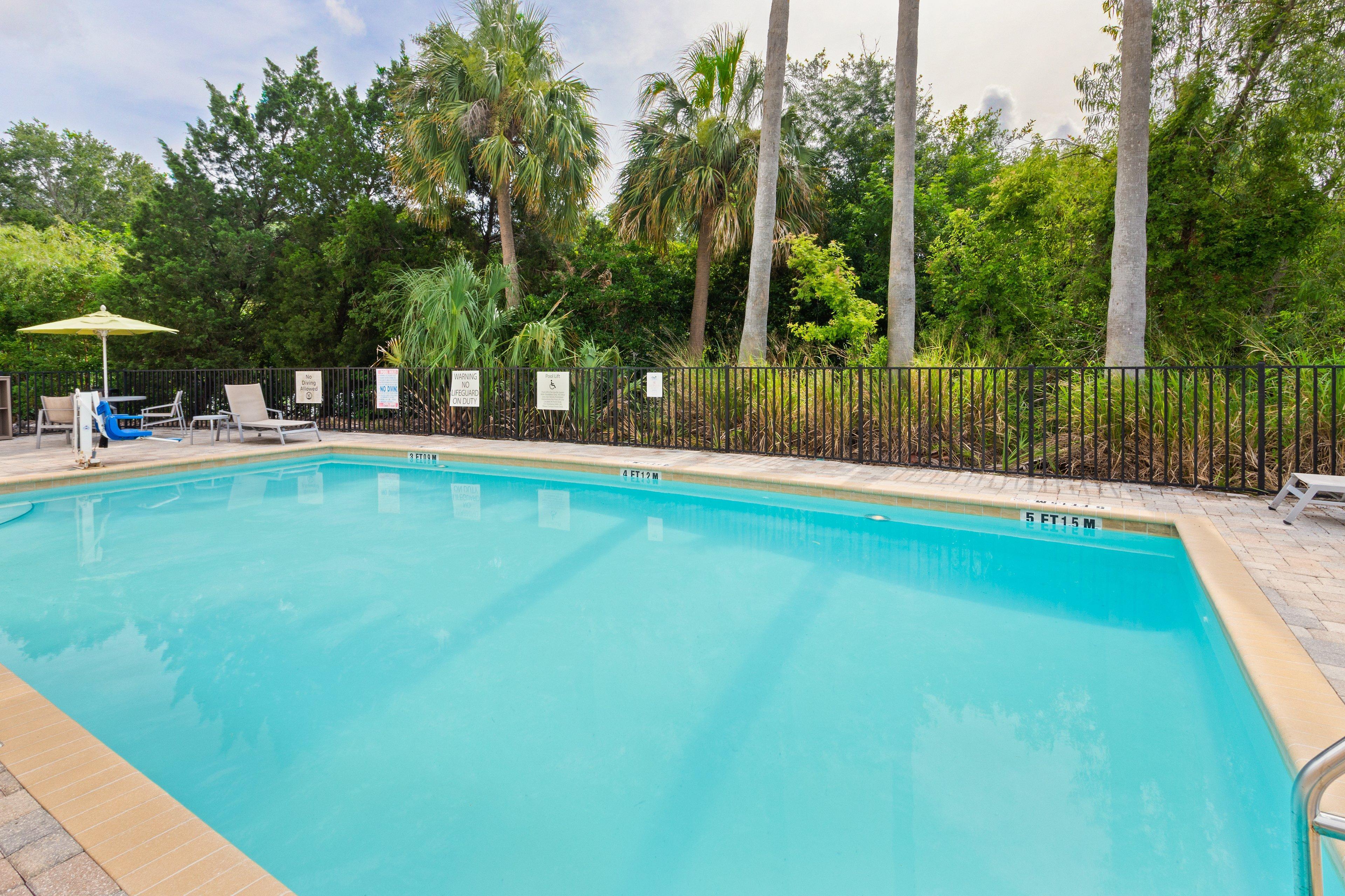 Hotel Express & Largo-clearwater By Ihg Largo