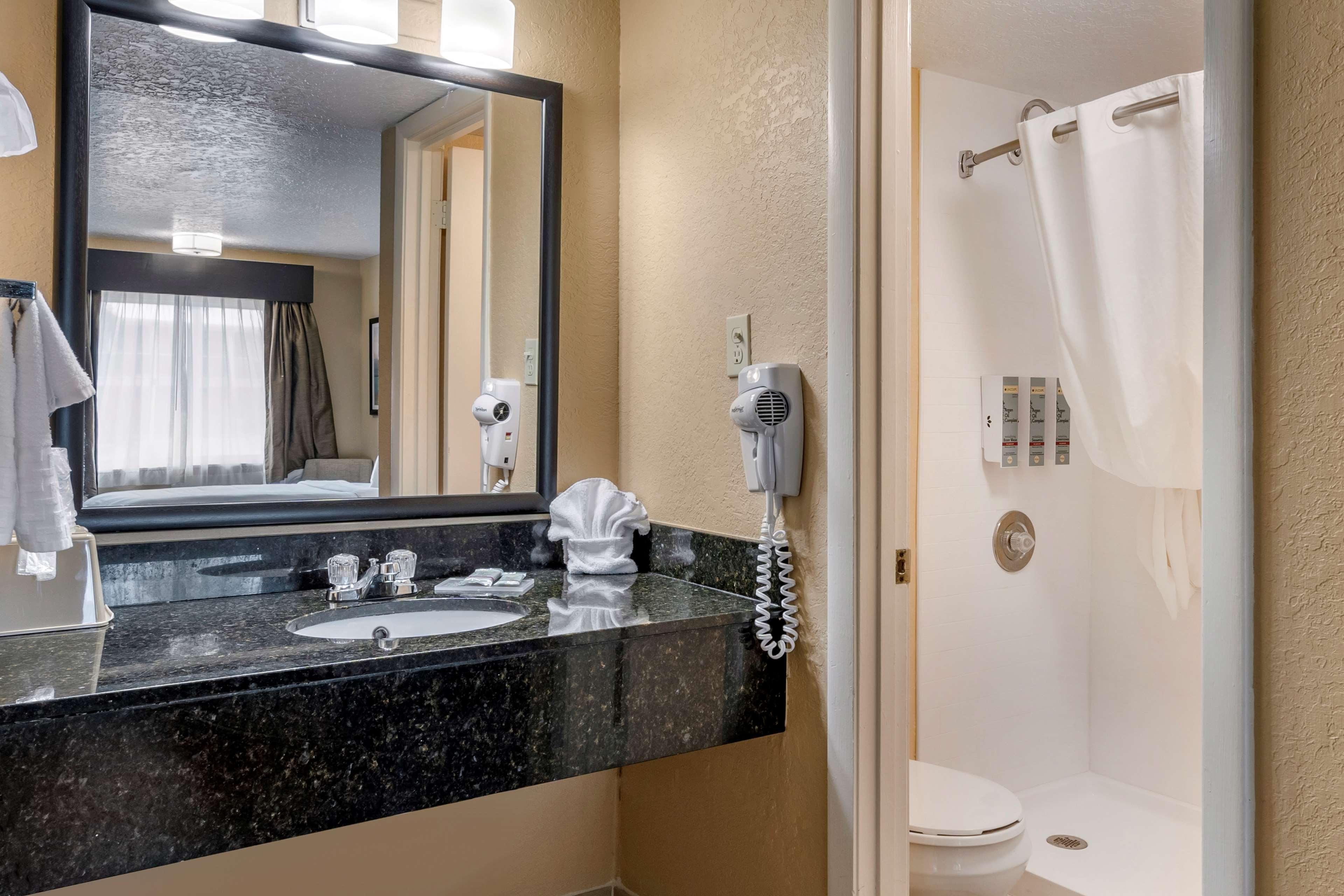 Western Space Shuttle Hotel
