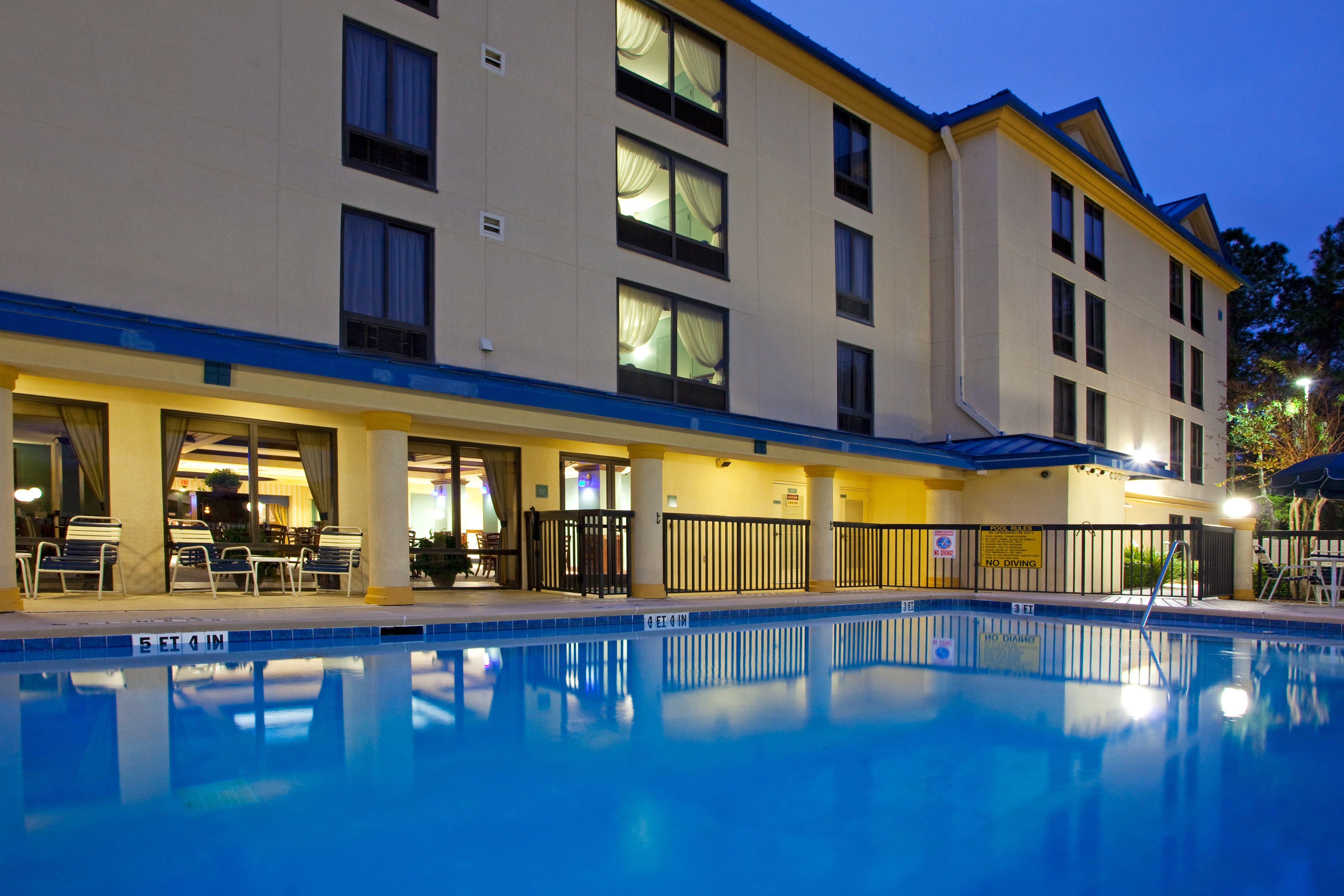 Express & Jacksonville-south By Ihg Hotel