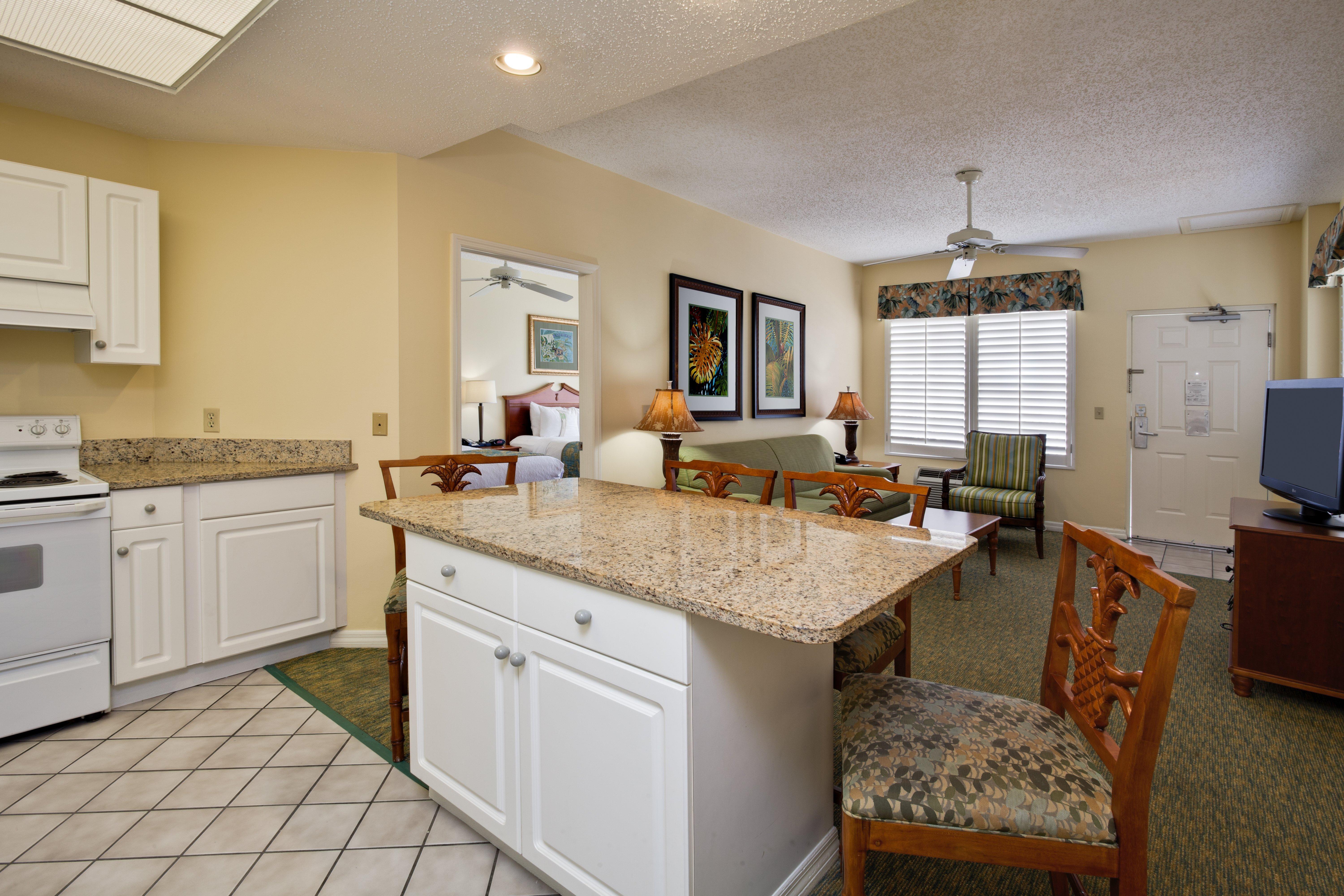 & Clearwater S-harbourside Resort