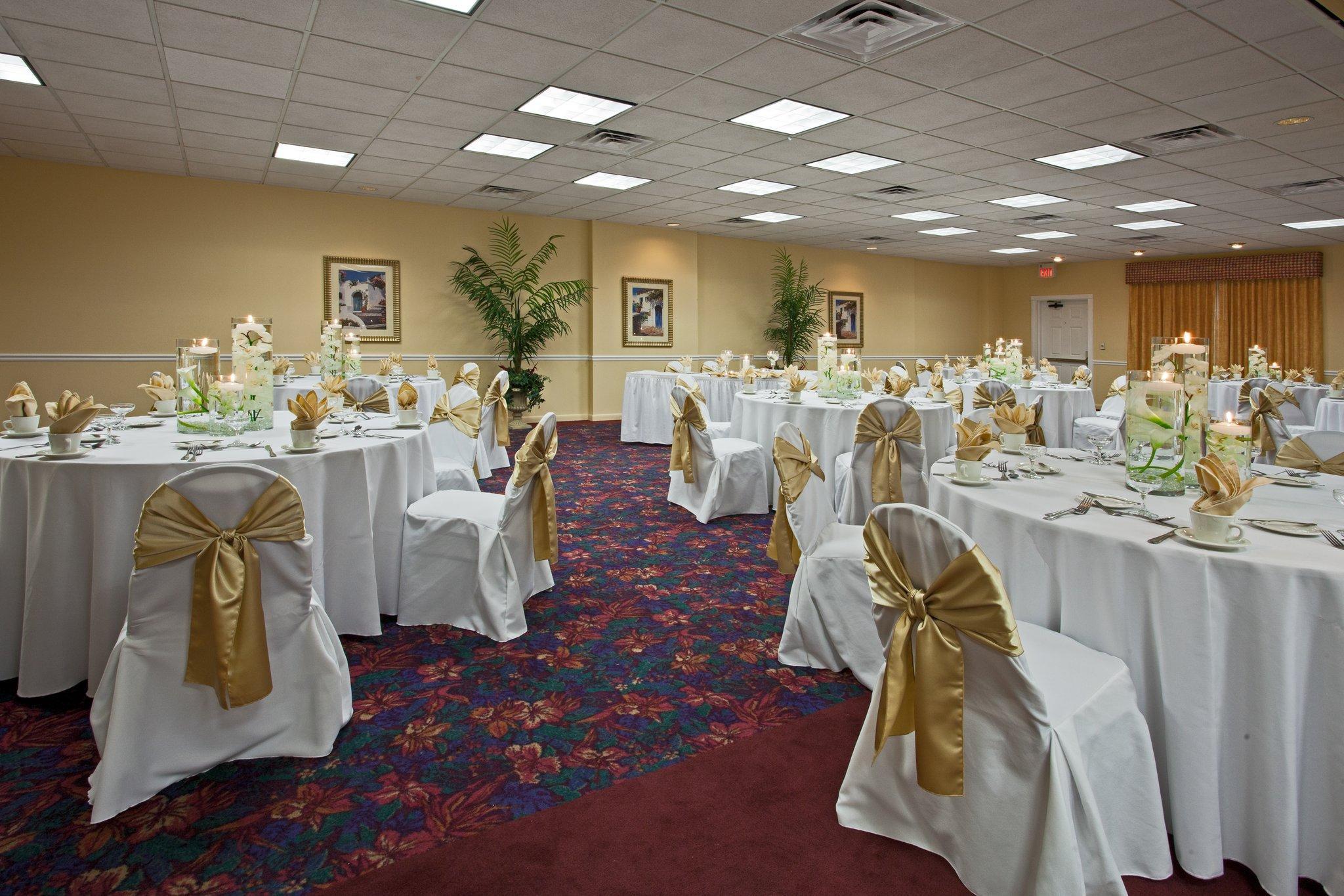 & Clearwater S-harbourside Resort 3*