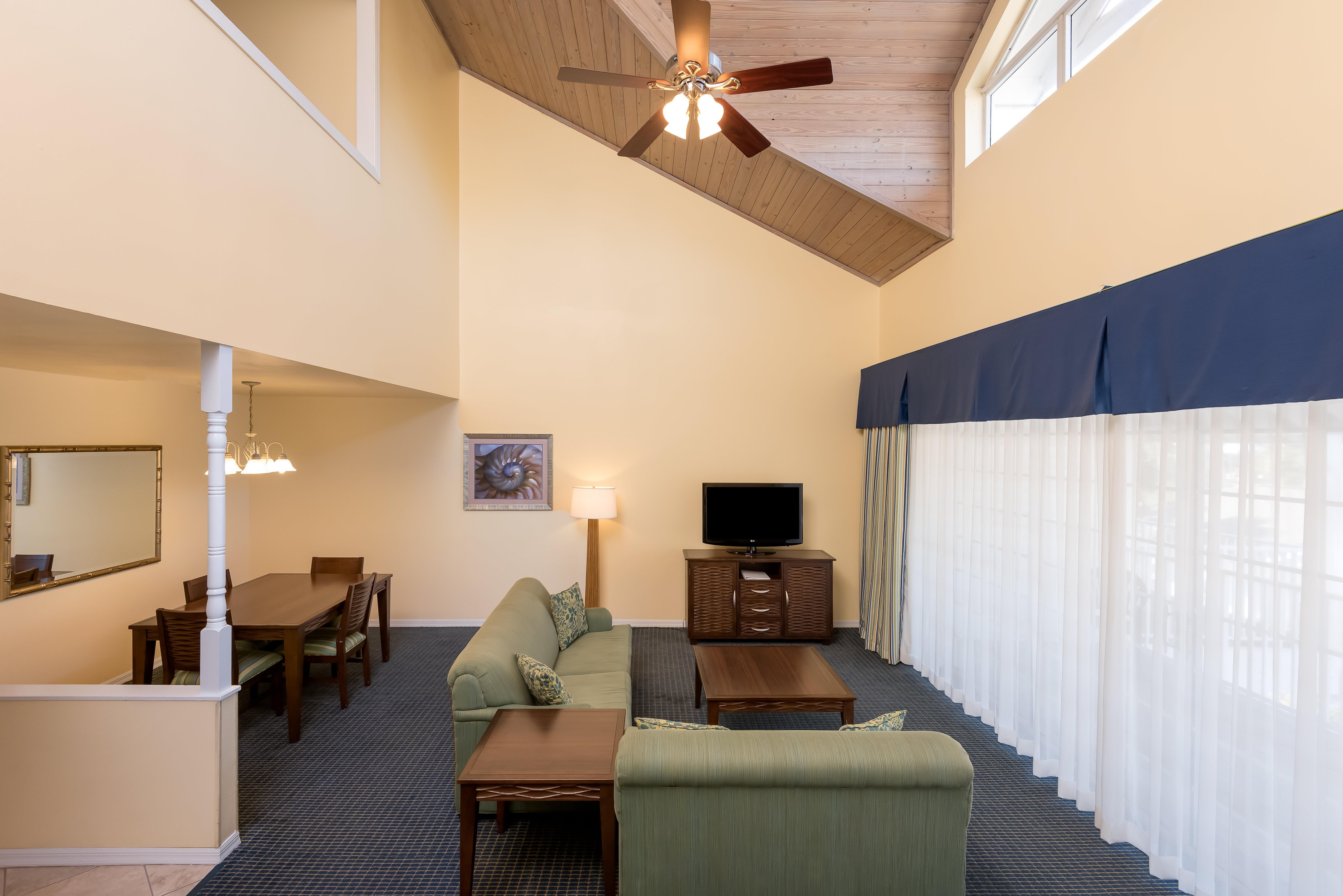 & Clearwater S-harbourside Resort Clearwater Beach