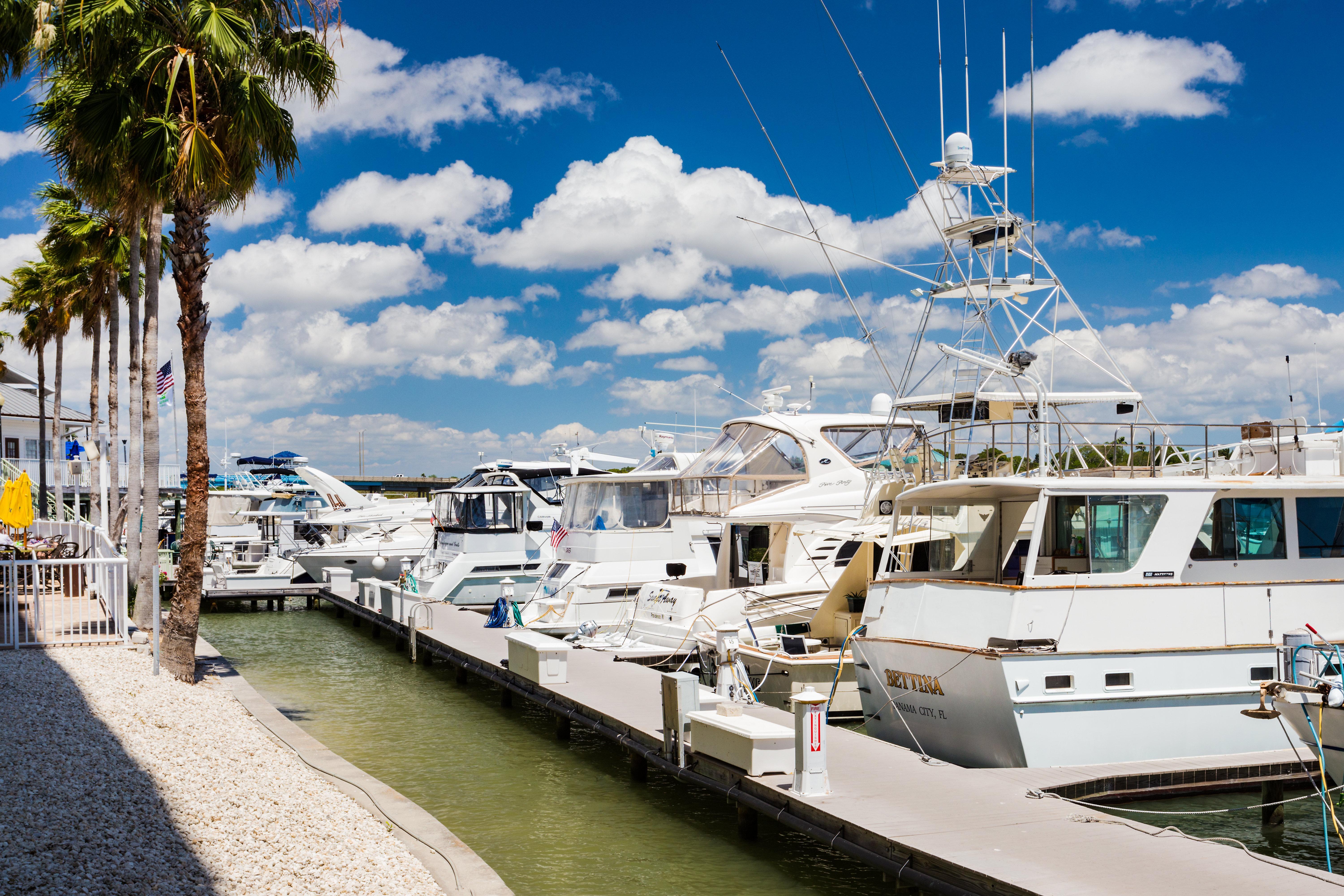 & Clearwater S-harbourside Resort Clearwater Beach