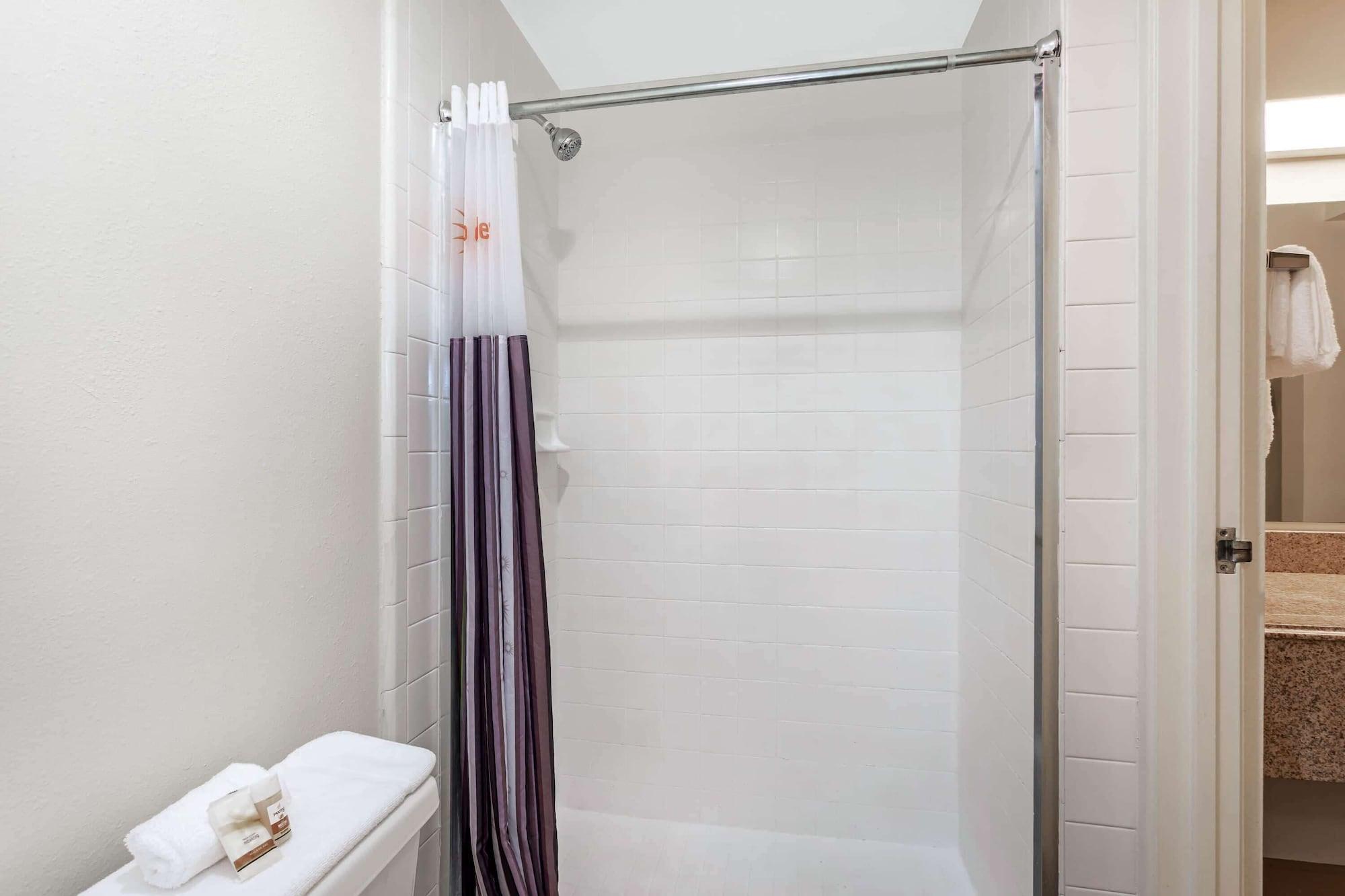 La Quinta By Wyndham Orlando South 3*