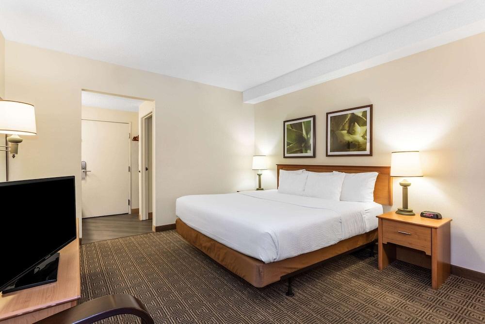 La Quinta By Wyndham Orlando South