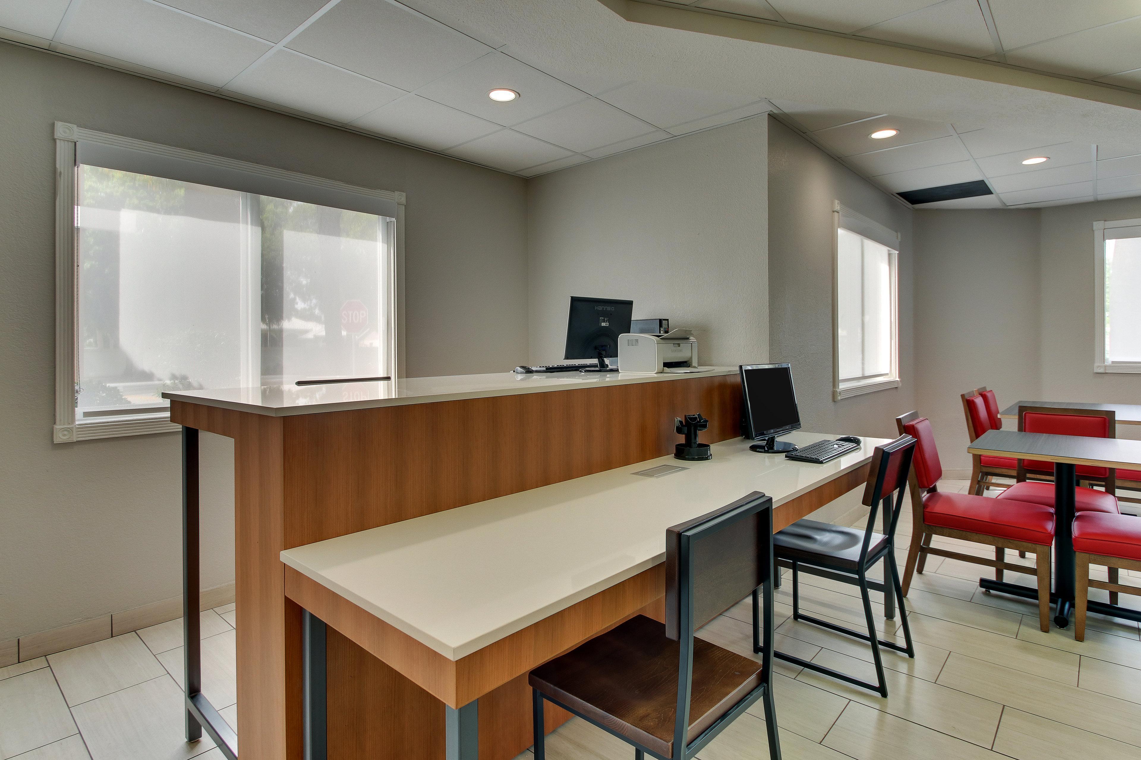 Express West Palm Metrocentre By Ihg Inn West Palm Beach
