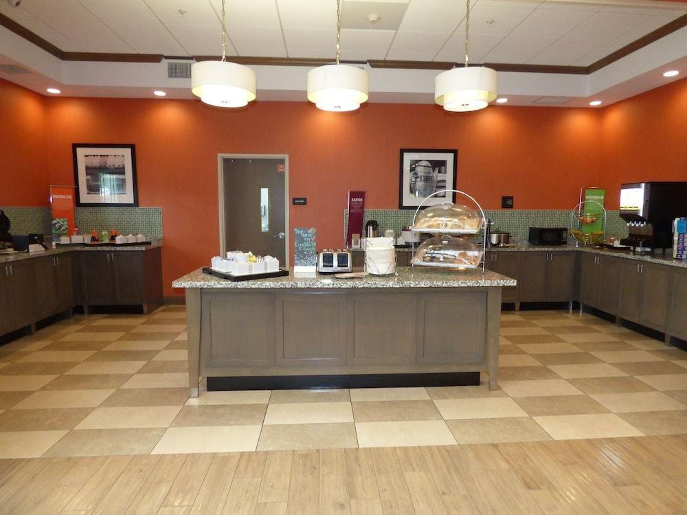 Hotel Hampton & Pensacola/i-10 Pine Forest Road
