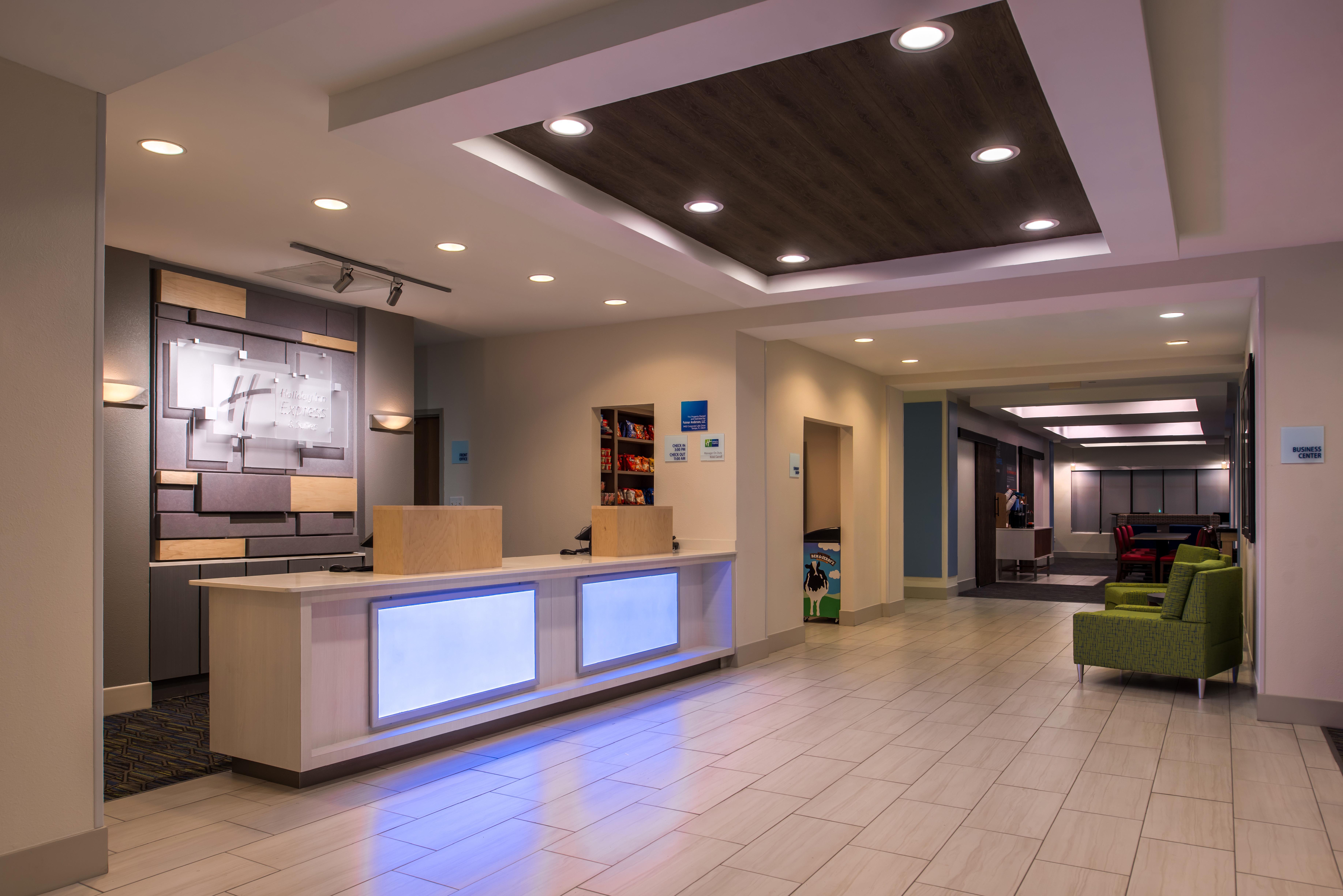 Express & Tampa-anderson Road-veterans Exp By Ihg