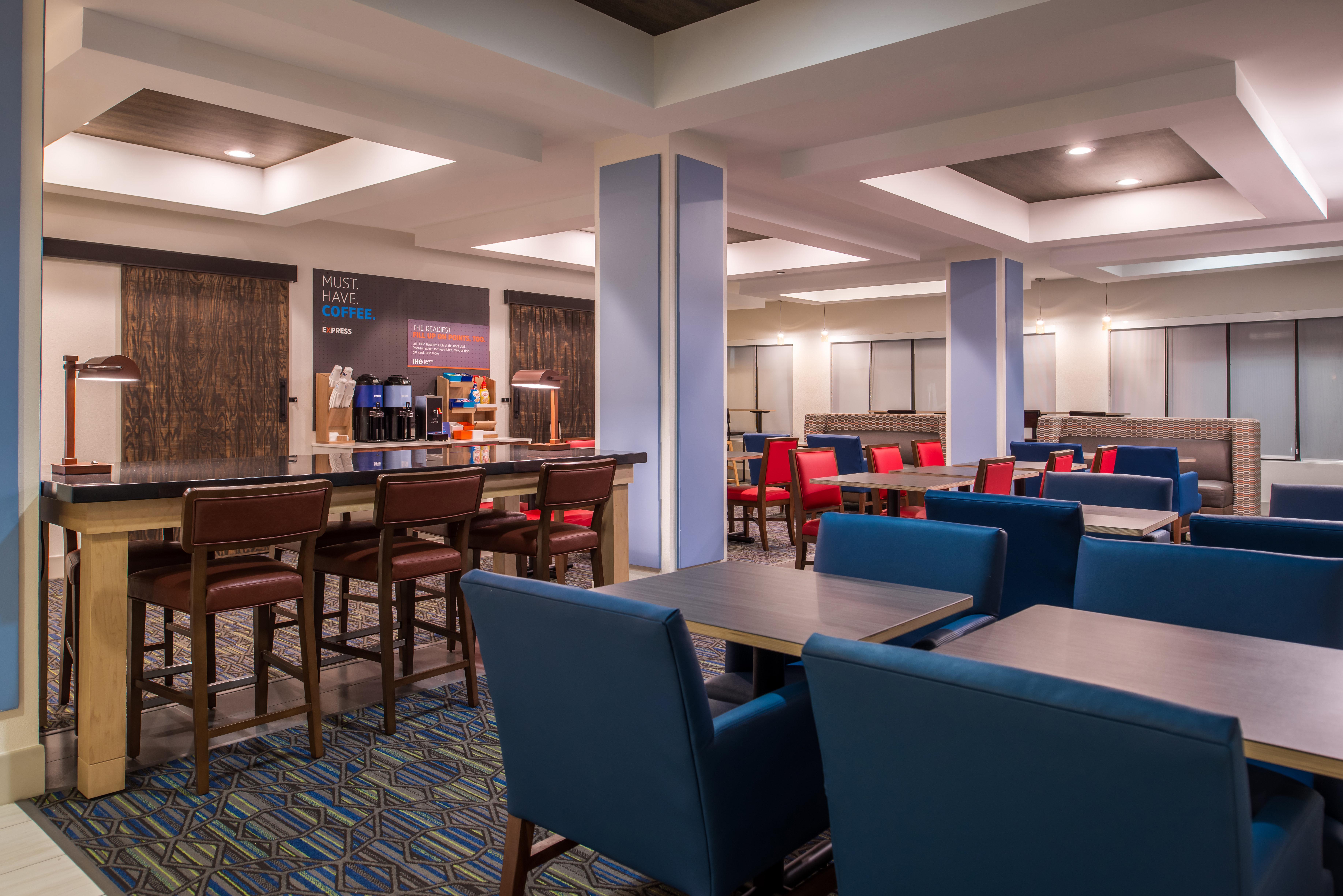 Express & Tampa-anderson Road-veterans Exp By Ihg 2*