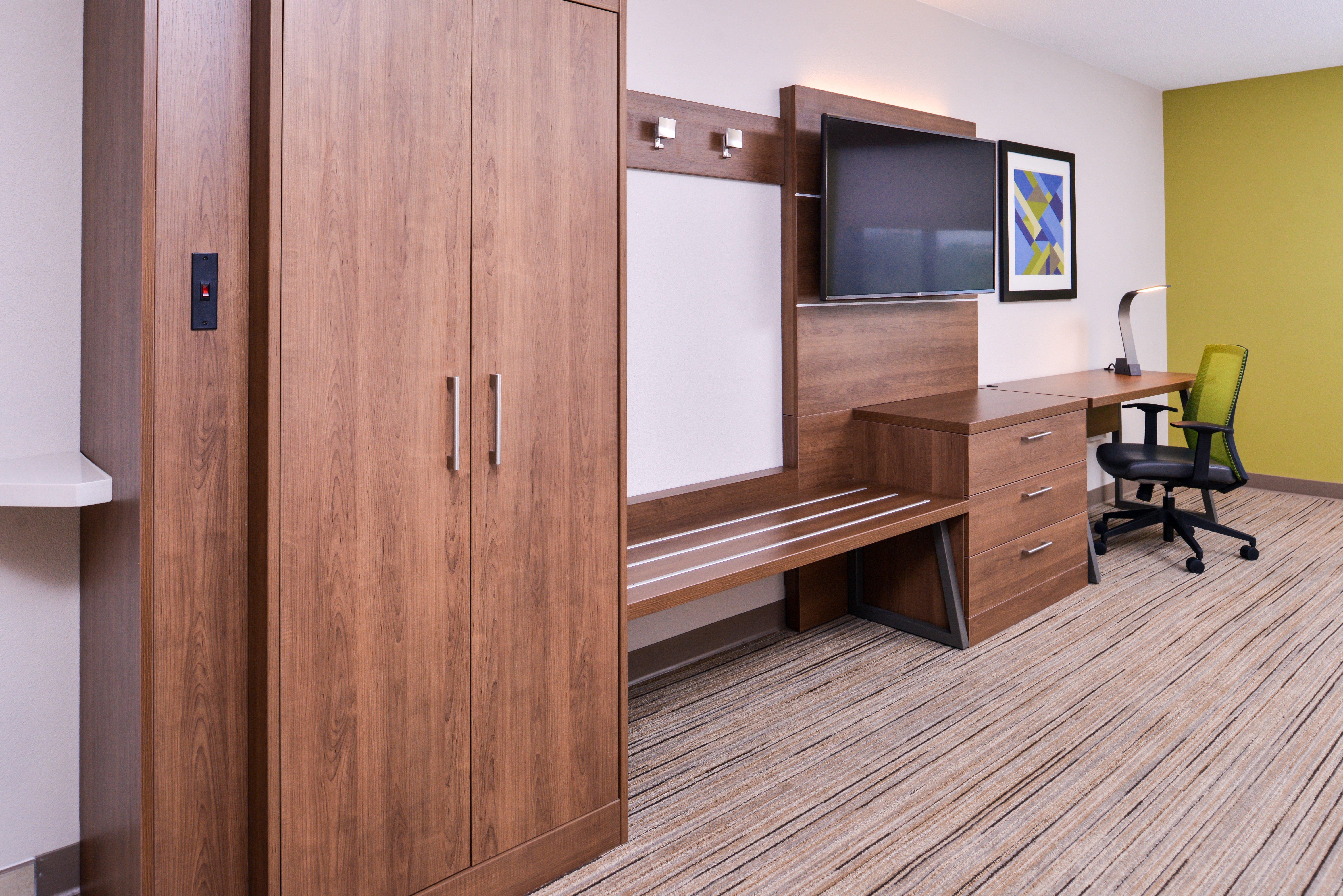 Hotel Express & Tampa-anderson Road-veterans Exp By Ihg Tampa