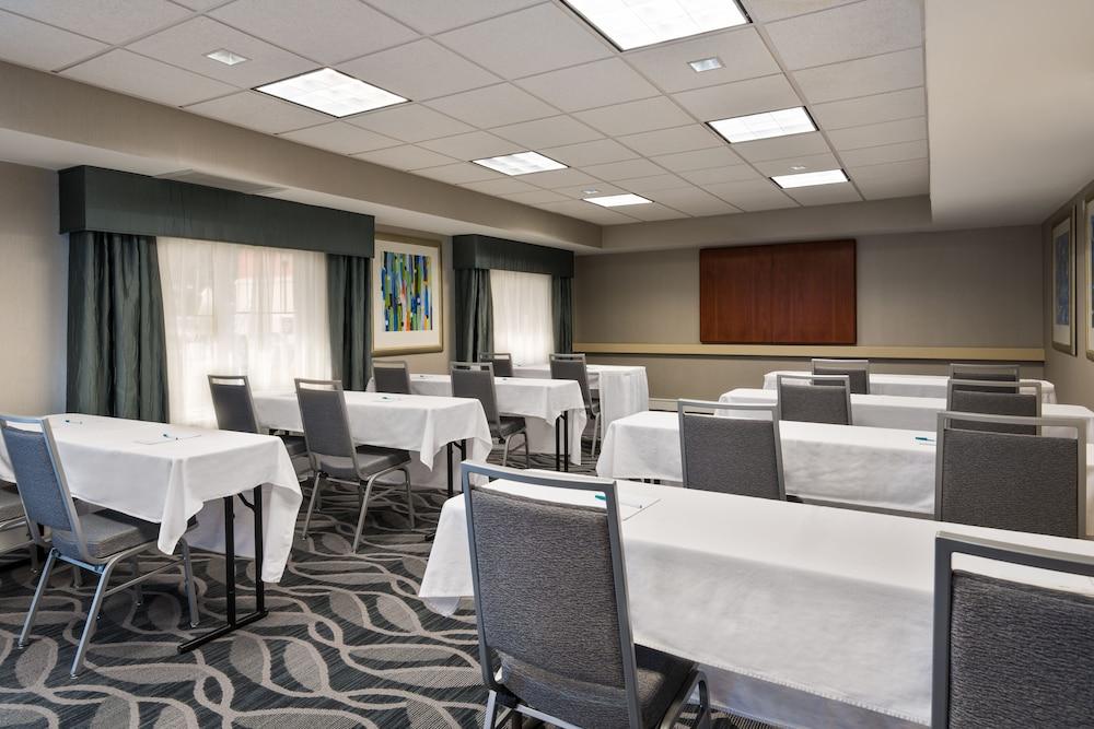 Homewood By Hilton Jacksonville-south/st. Johns Ctr.