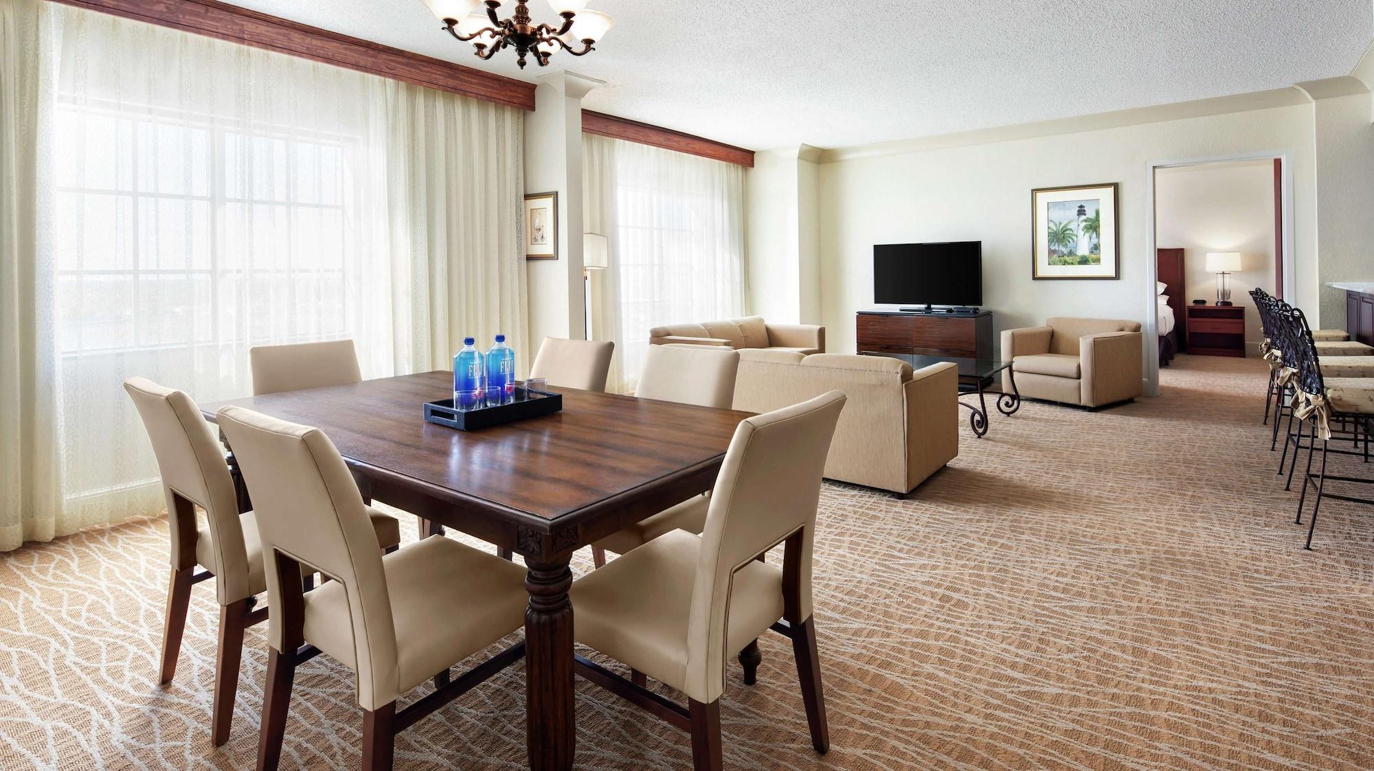 Doubletree By Hilton - Sawgrass Mills Hotel