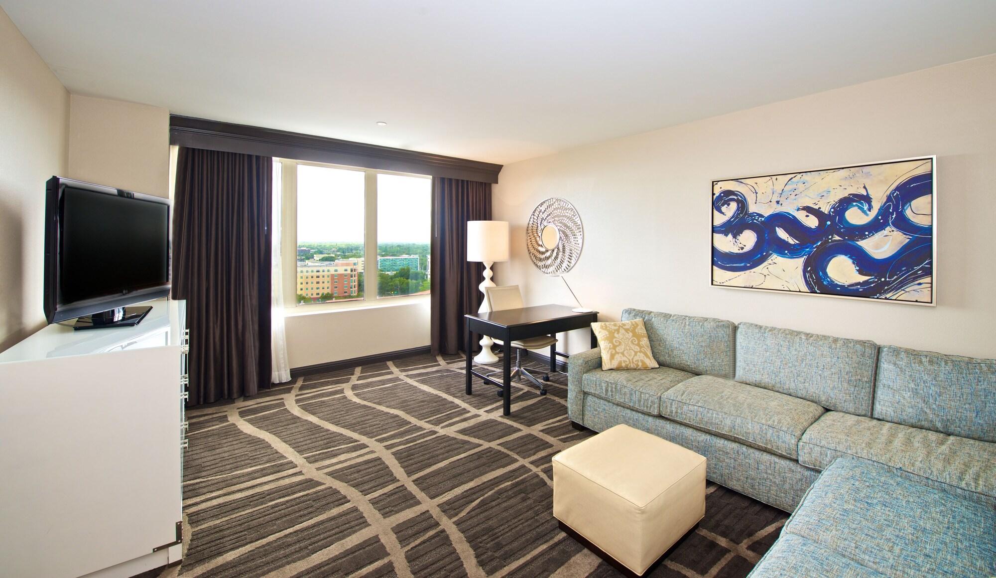 Hilton Bayfront 4* St. Petersburg