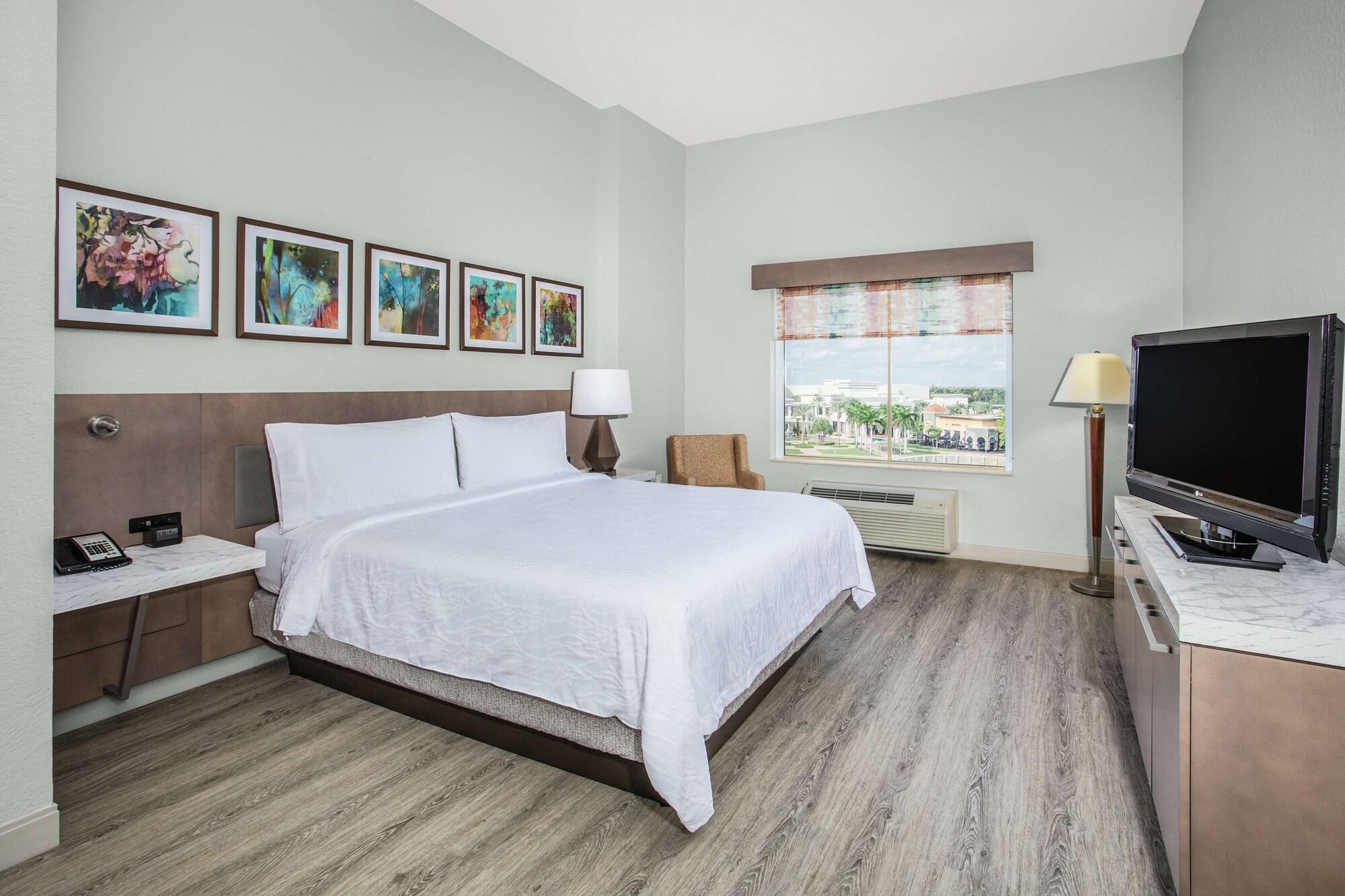 Hotel Hilton Garden Palm Gardens 3*