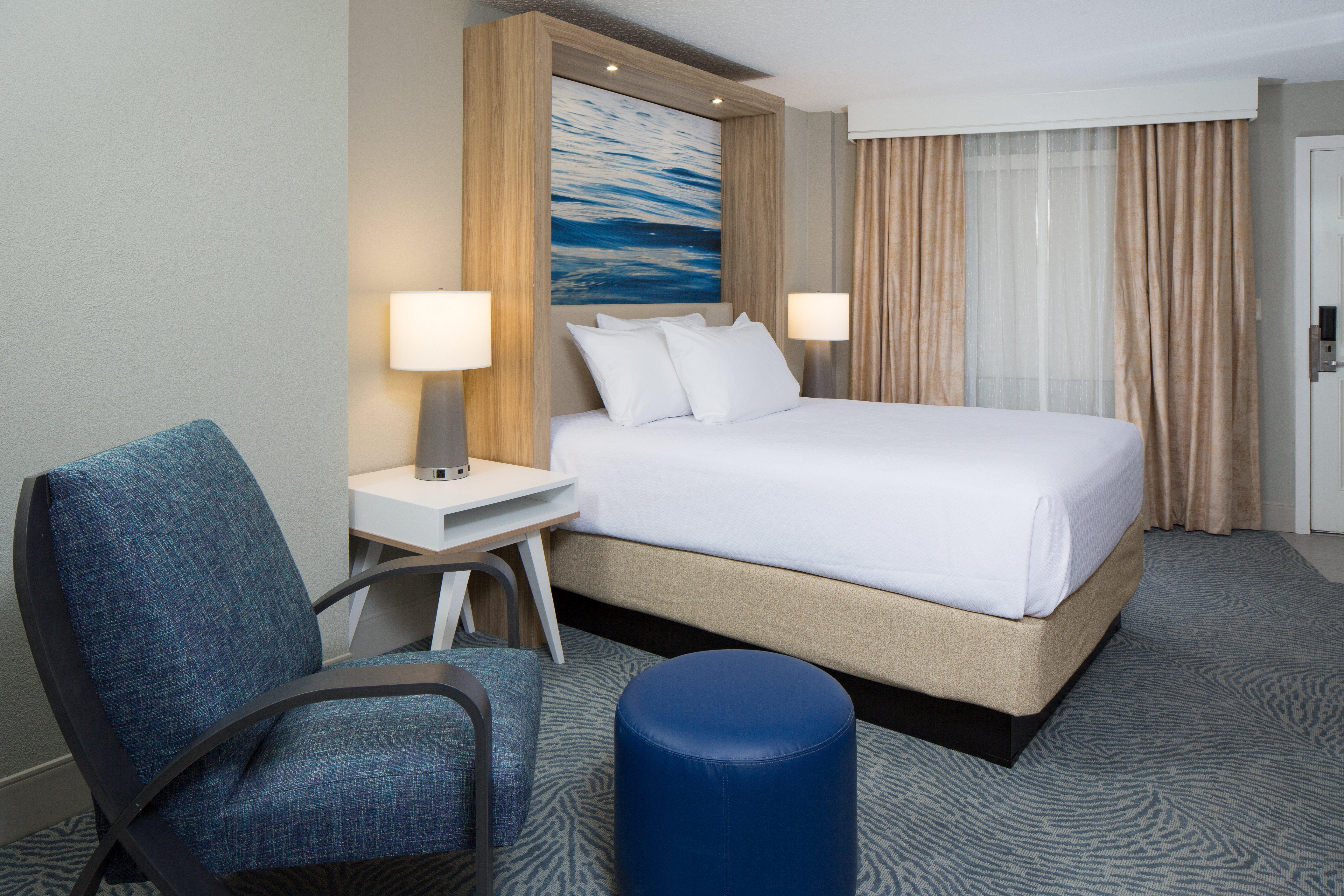 Resort Crowne Plaza Melbourne-oceanfront By Ihg Melbourne
