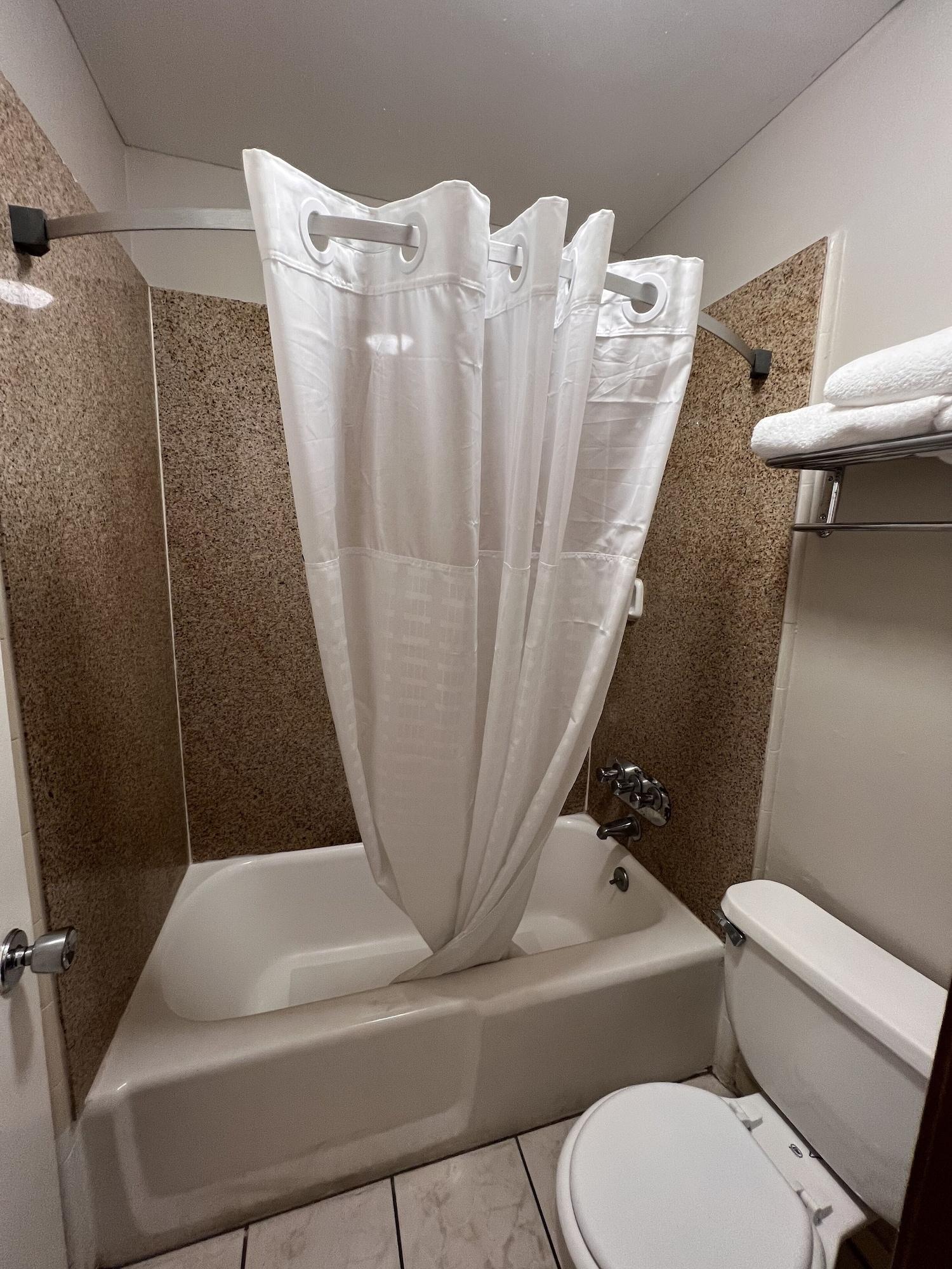 Hotel Days By Wyndham Daytona Speedway