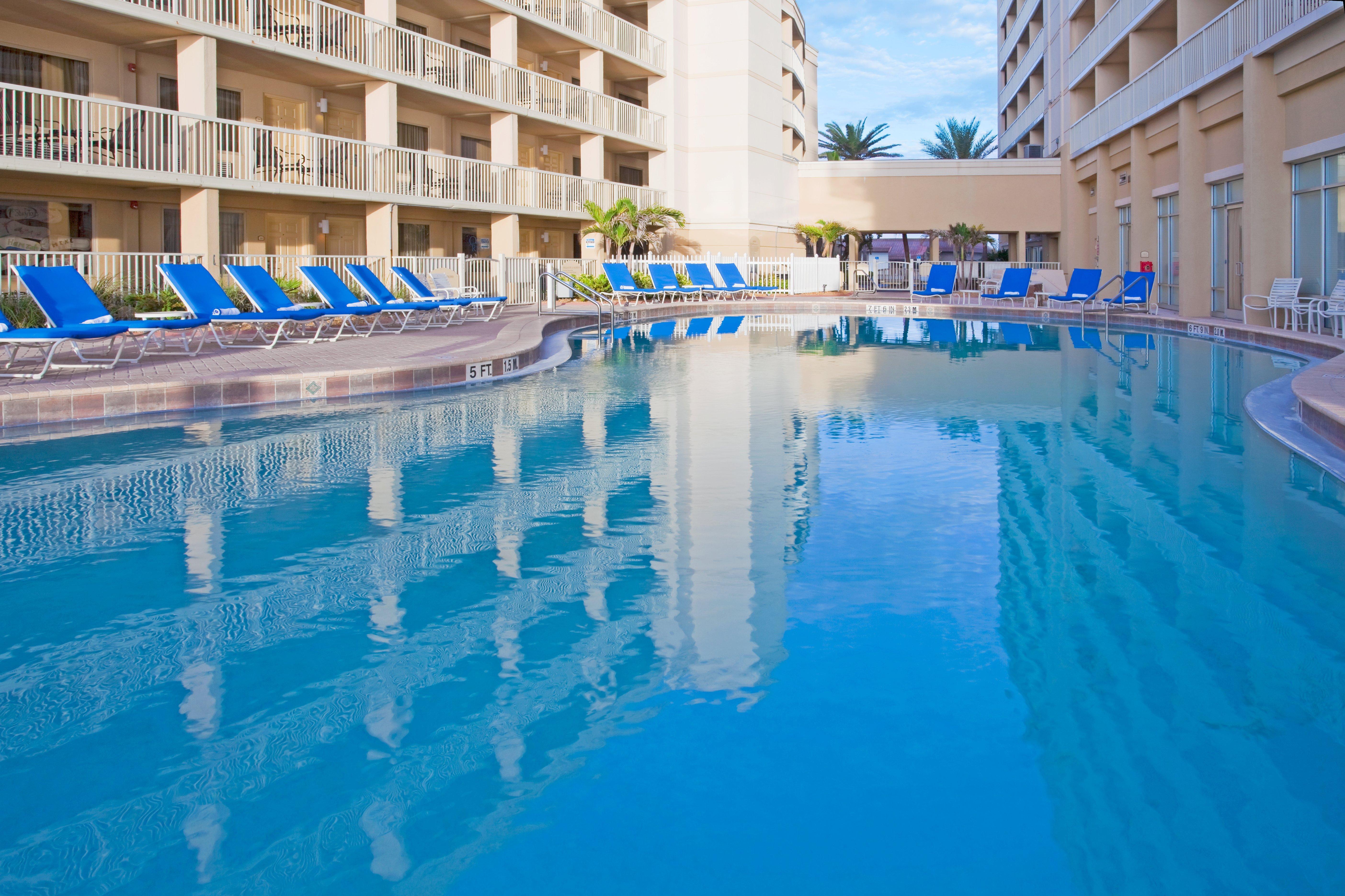 Crowne Plaza Melbourne-oceanfront By Ihg Resort Melbourne