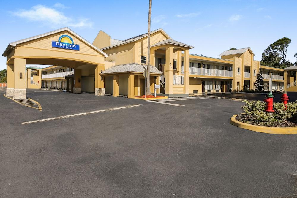 Days By Wyndham Daytona Speedway Hotel Daytona Beach