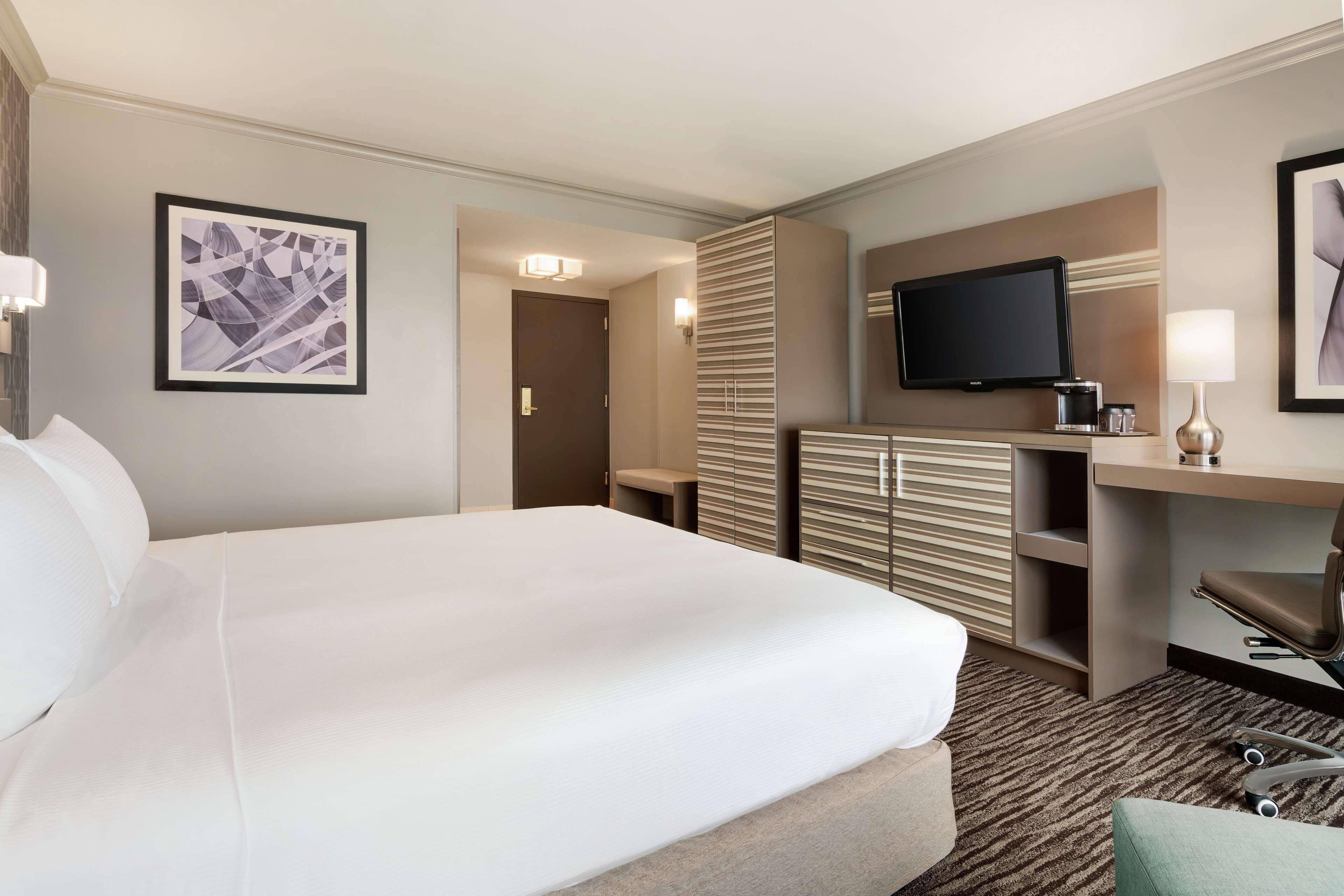 Hilton Melbourne, Fl 3*