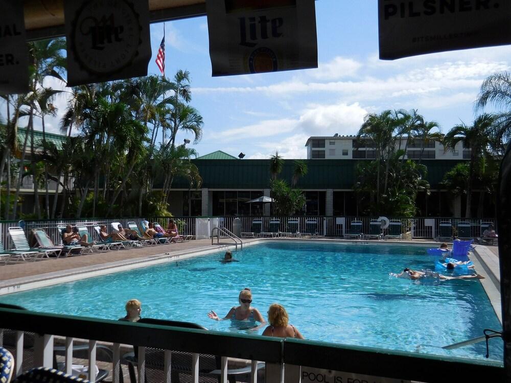 Hotel Wyndham Garden Myers