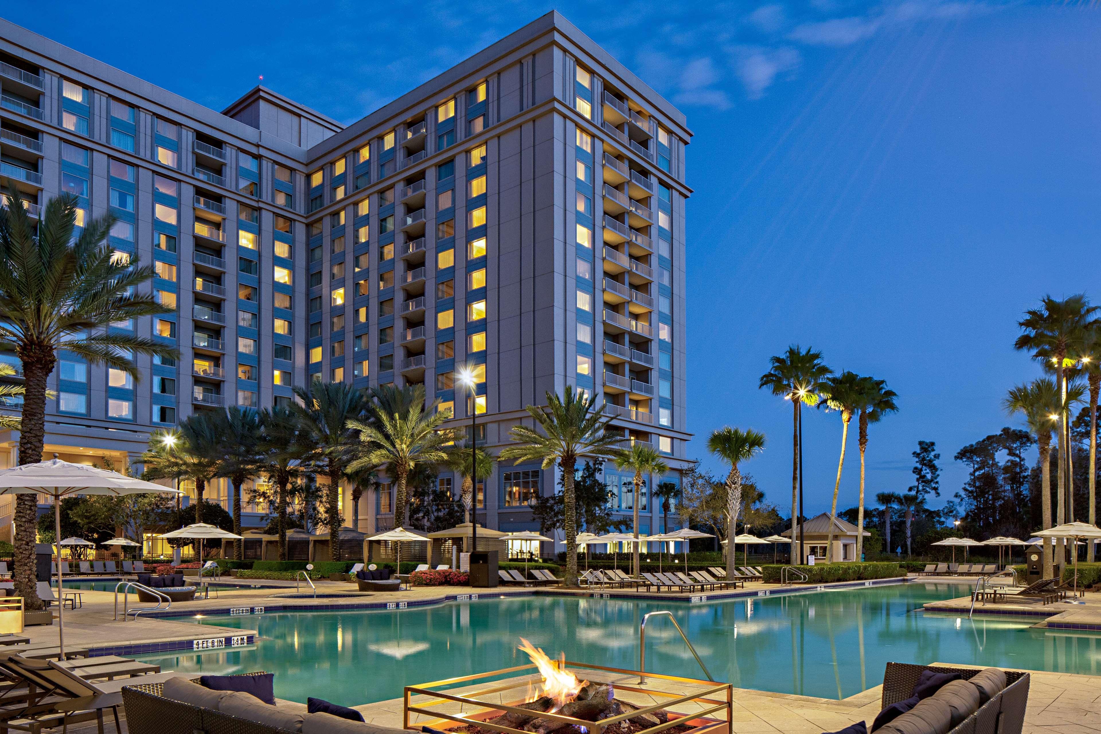Resort Waldorf Astoria Orlando - An Official Walt World