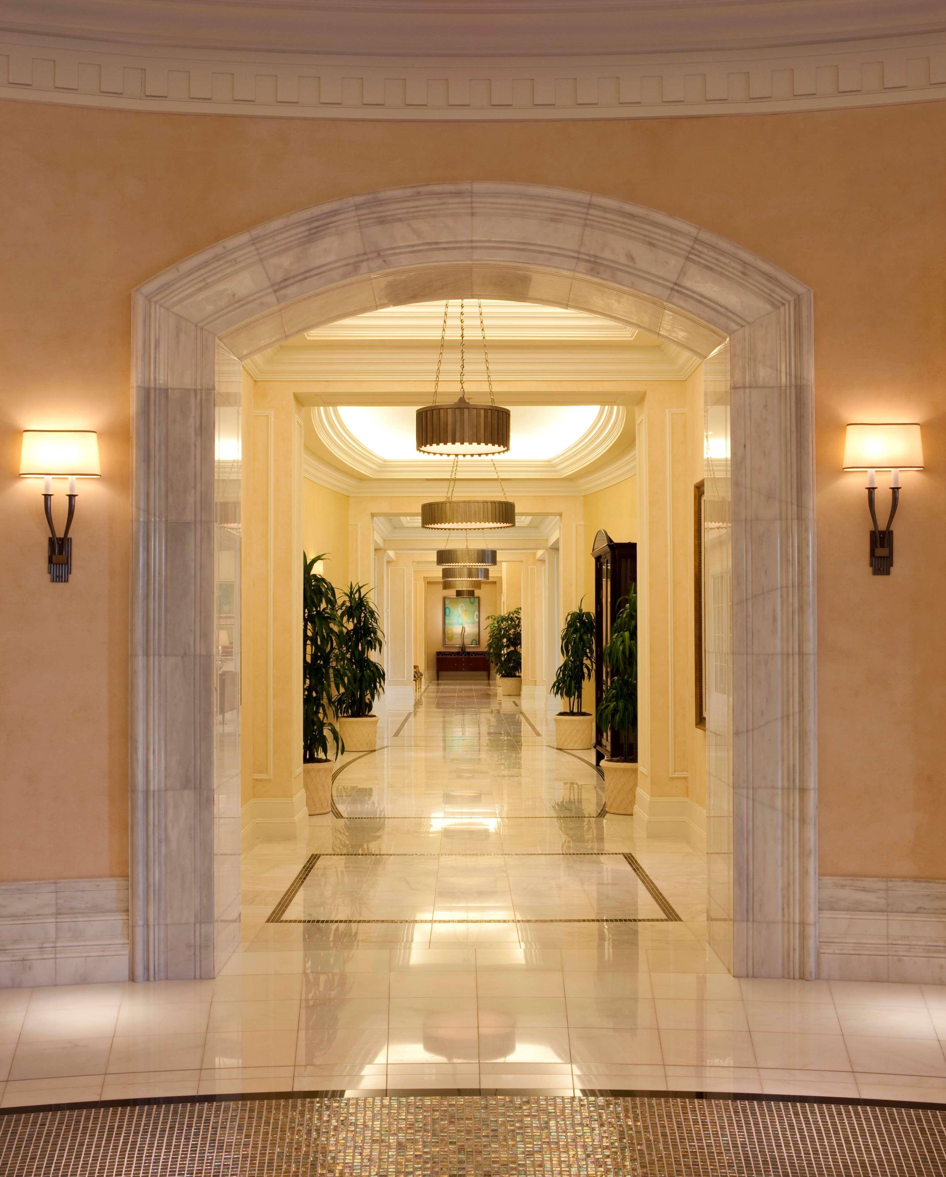 Resort Waldorf Astoria Orlando - An Official Walt World