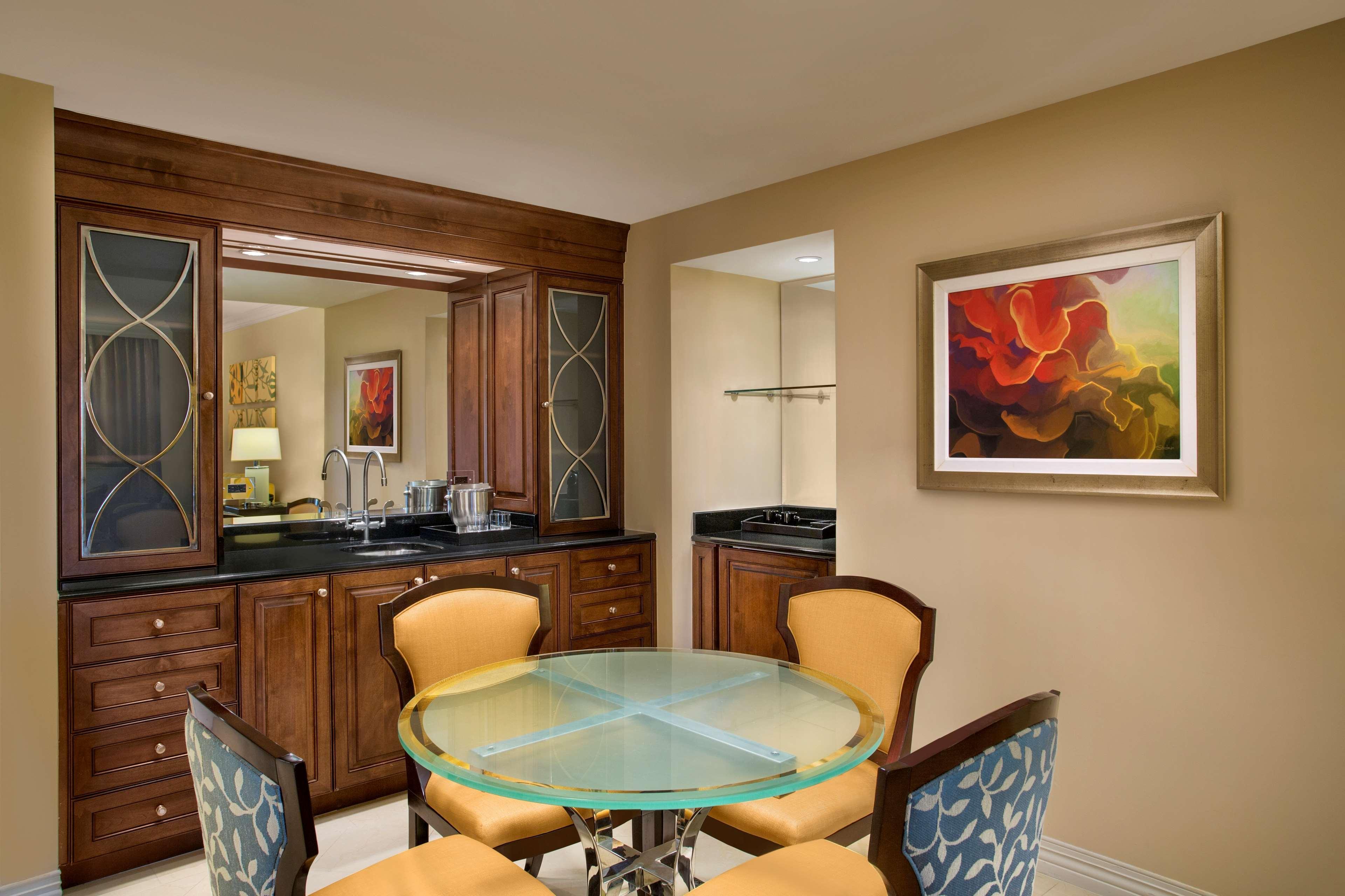 Waldorf Astoria Orlando - An Official Walt World Lake Buena Vista