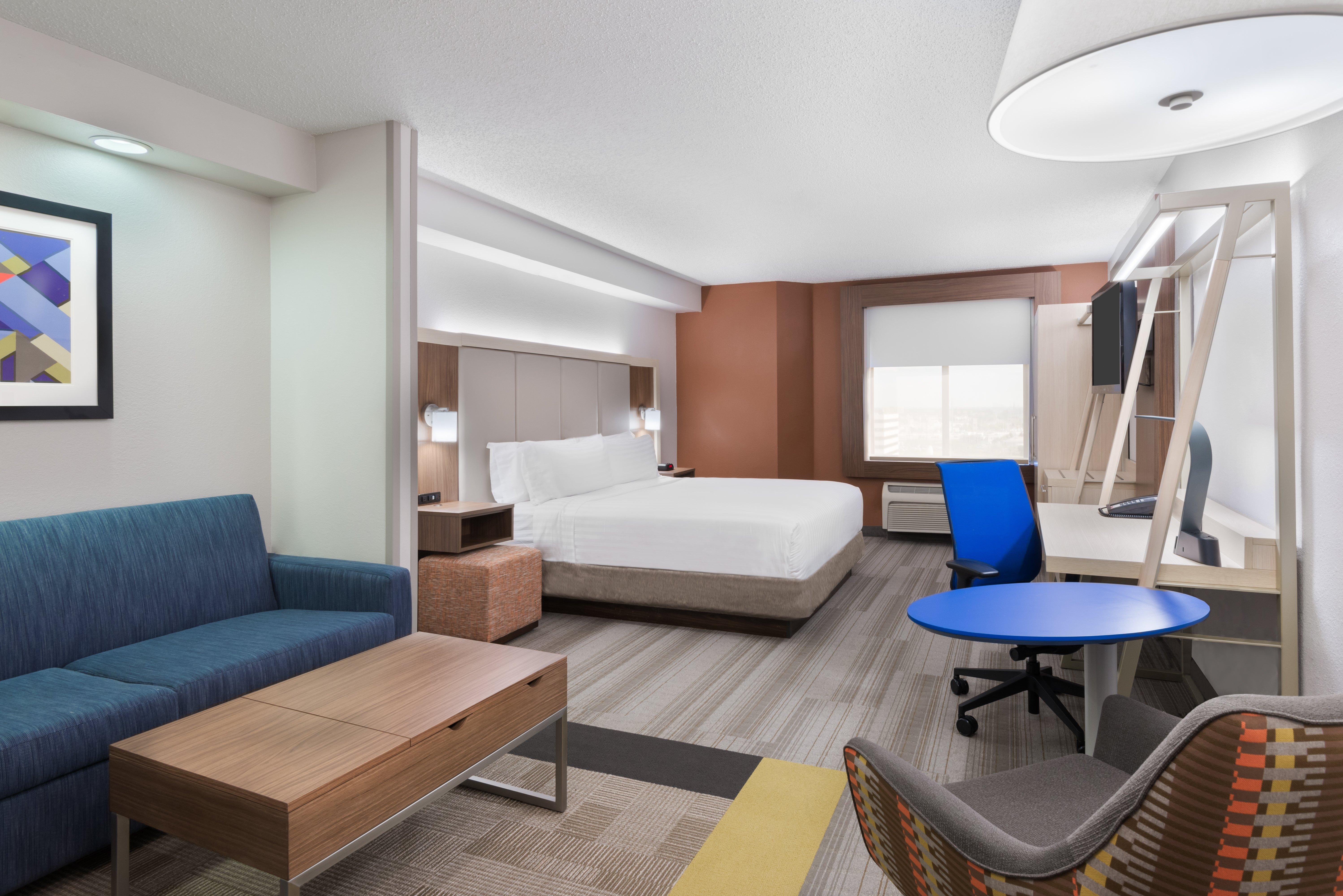 Hotel Express & - Nearest Universal By Ihg