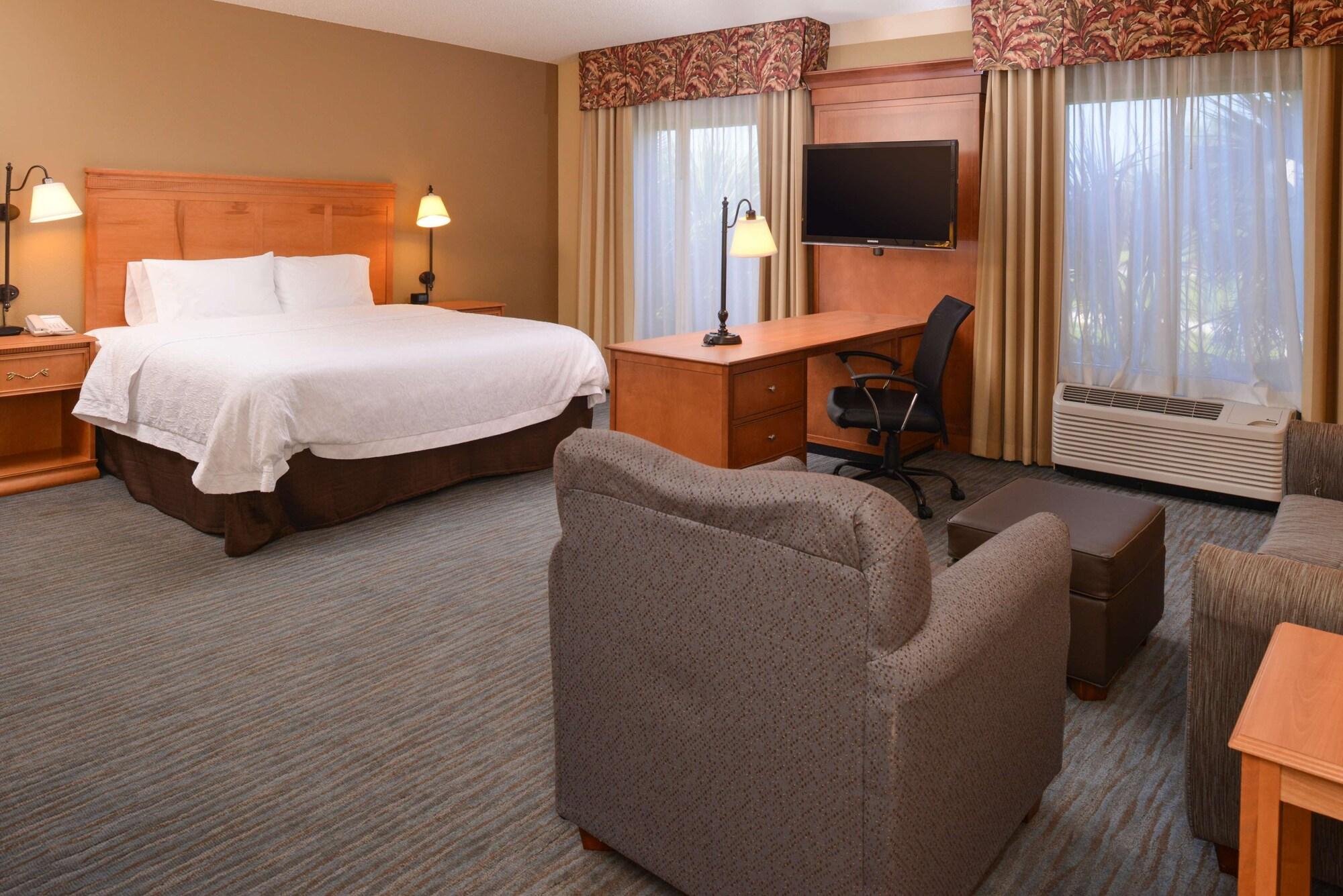 Hotel Hampton & Tampa East Casino Area