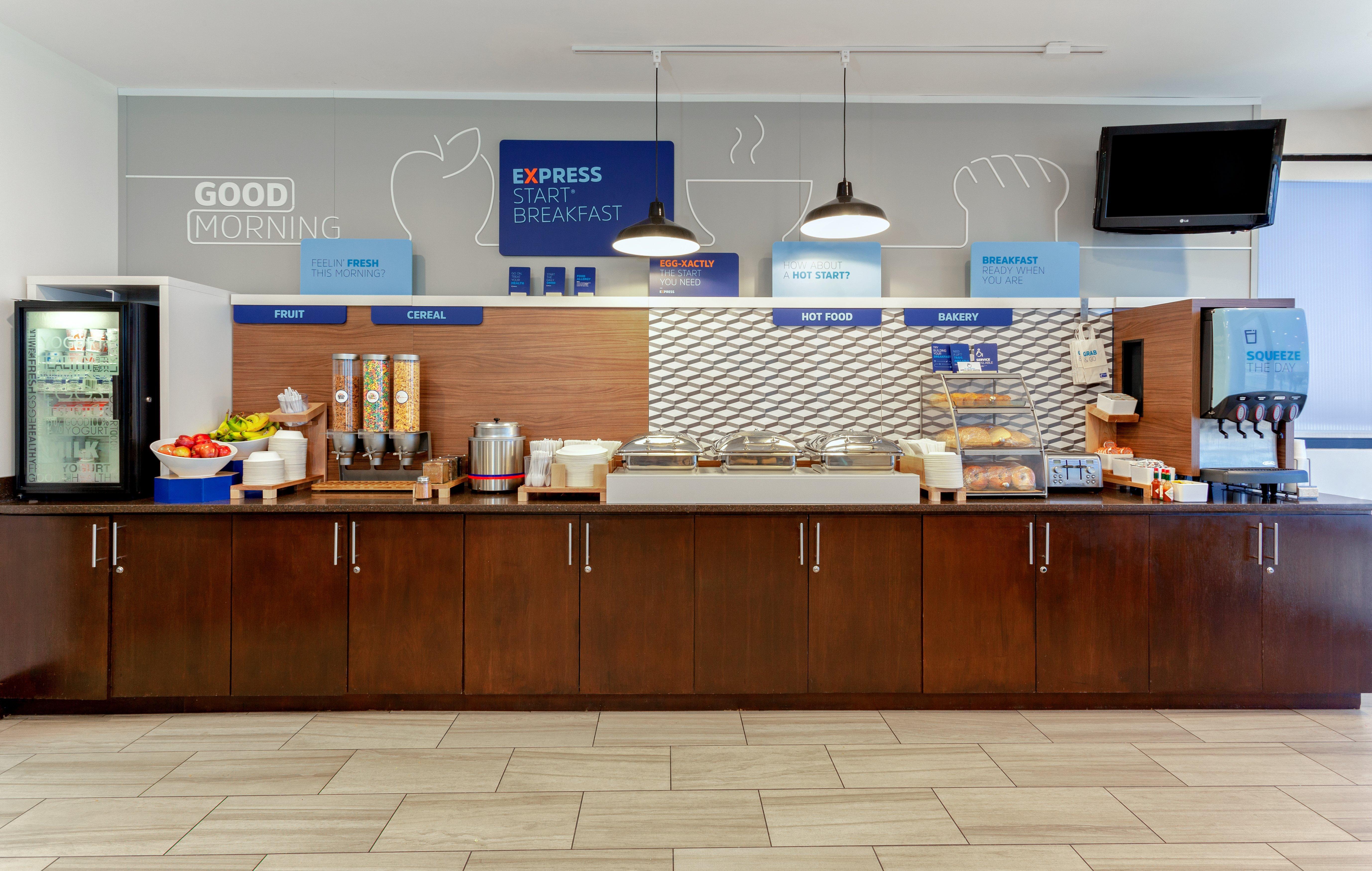Express & Oceanfront Daytona Shores By Ihg Resort 3*