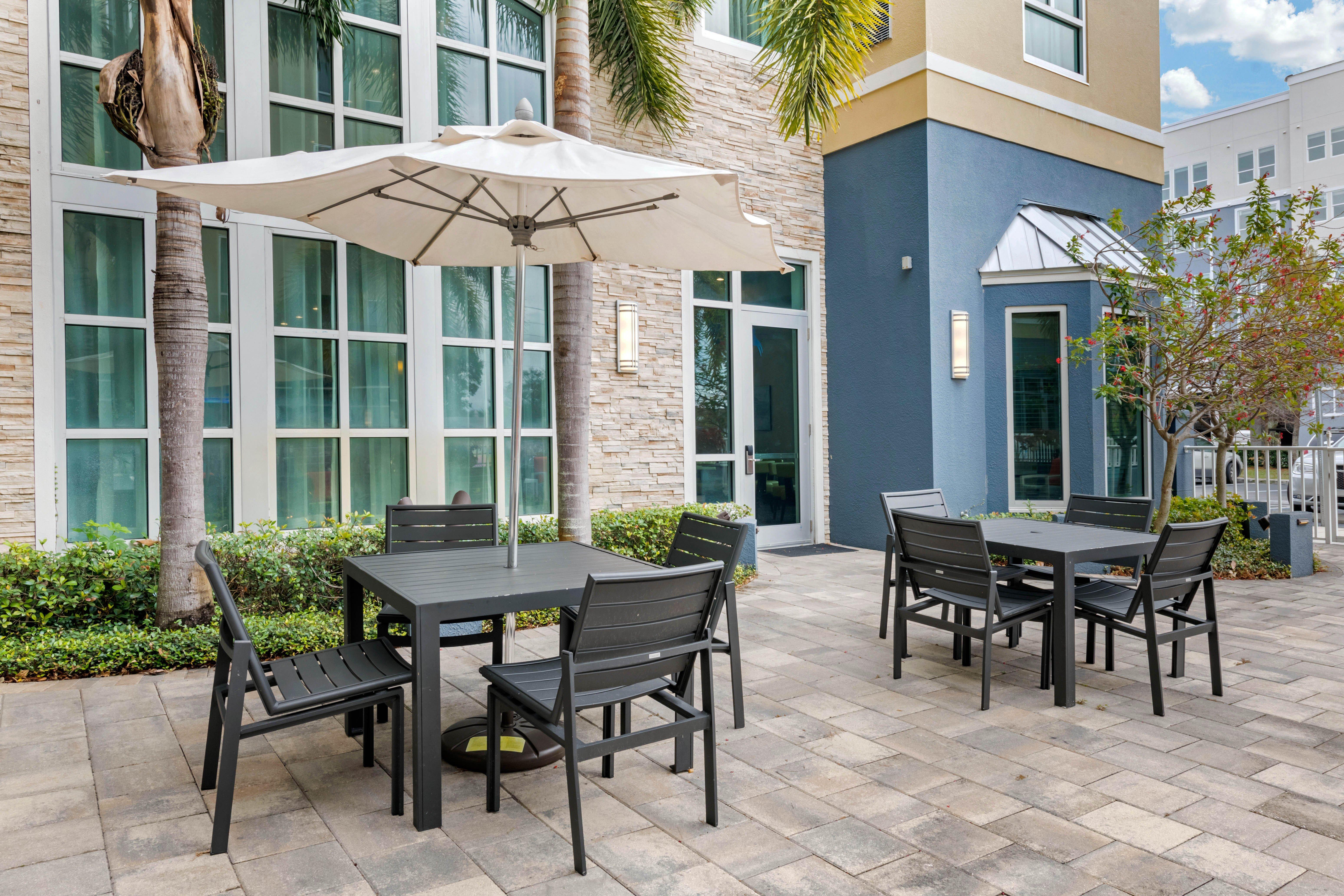 Staybridge Fl By Ihg Hotel