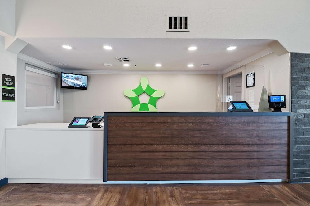 Extended America Premier - Lauderdale - Cypress Creek - Park North Hotel 2*