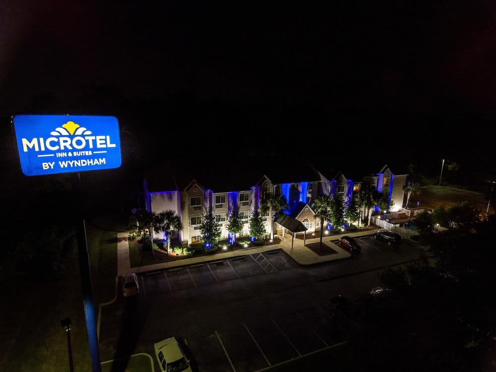 Hotel Microtel And Ocala
